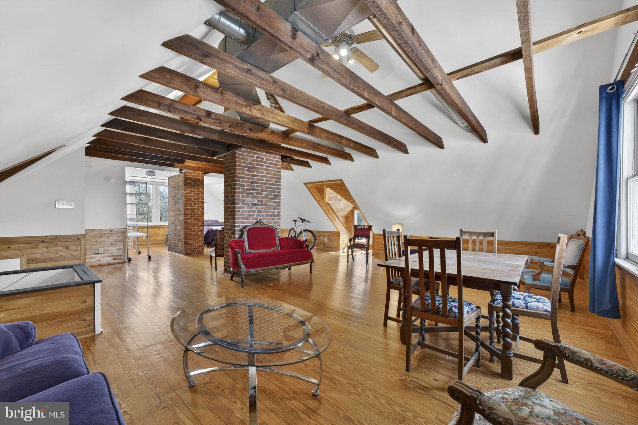 HISTORIC CHARLES TOWN - Residential