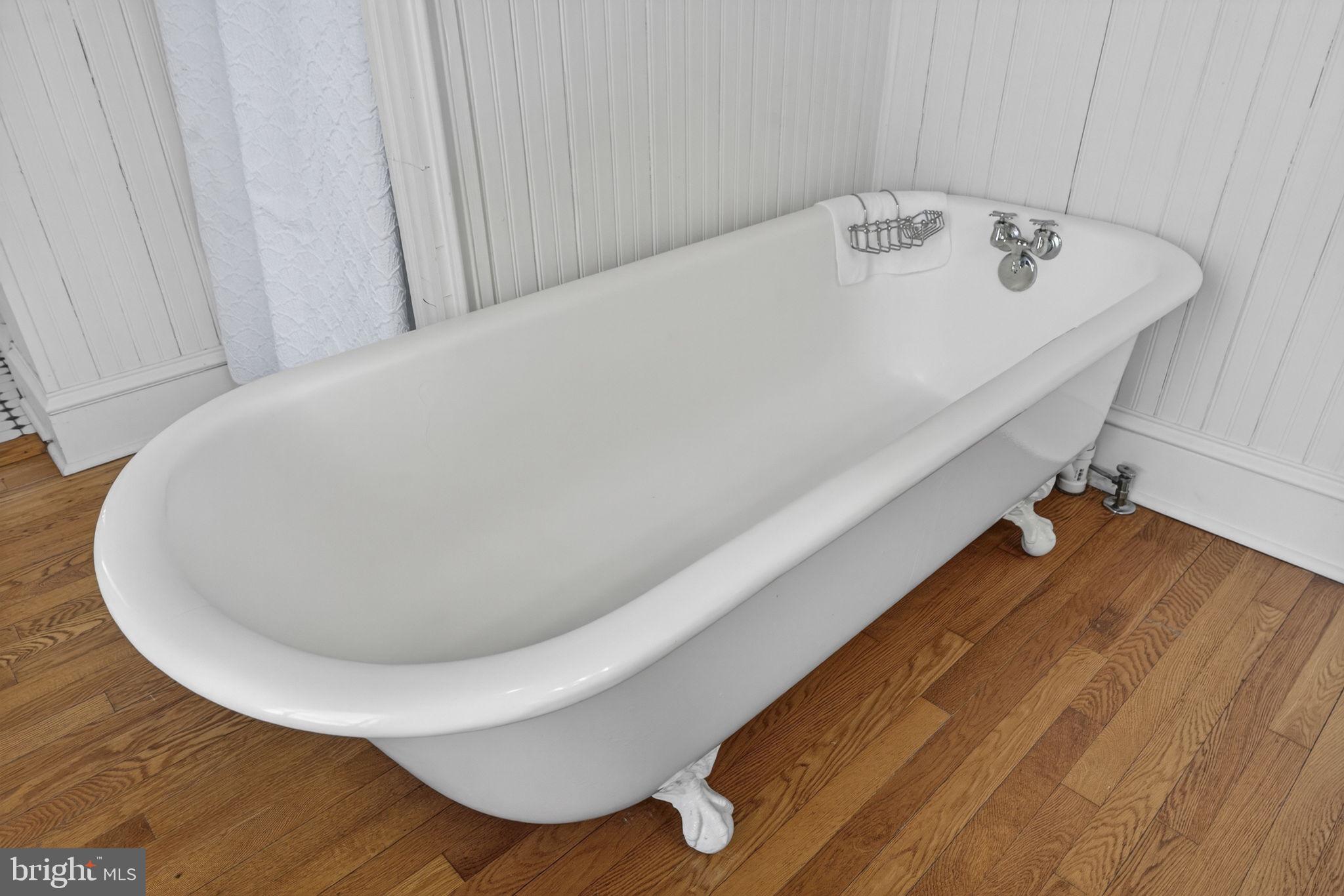 HISTORIC CHARLES TOWN - Residential