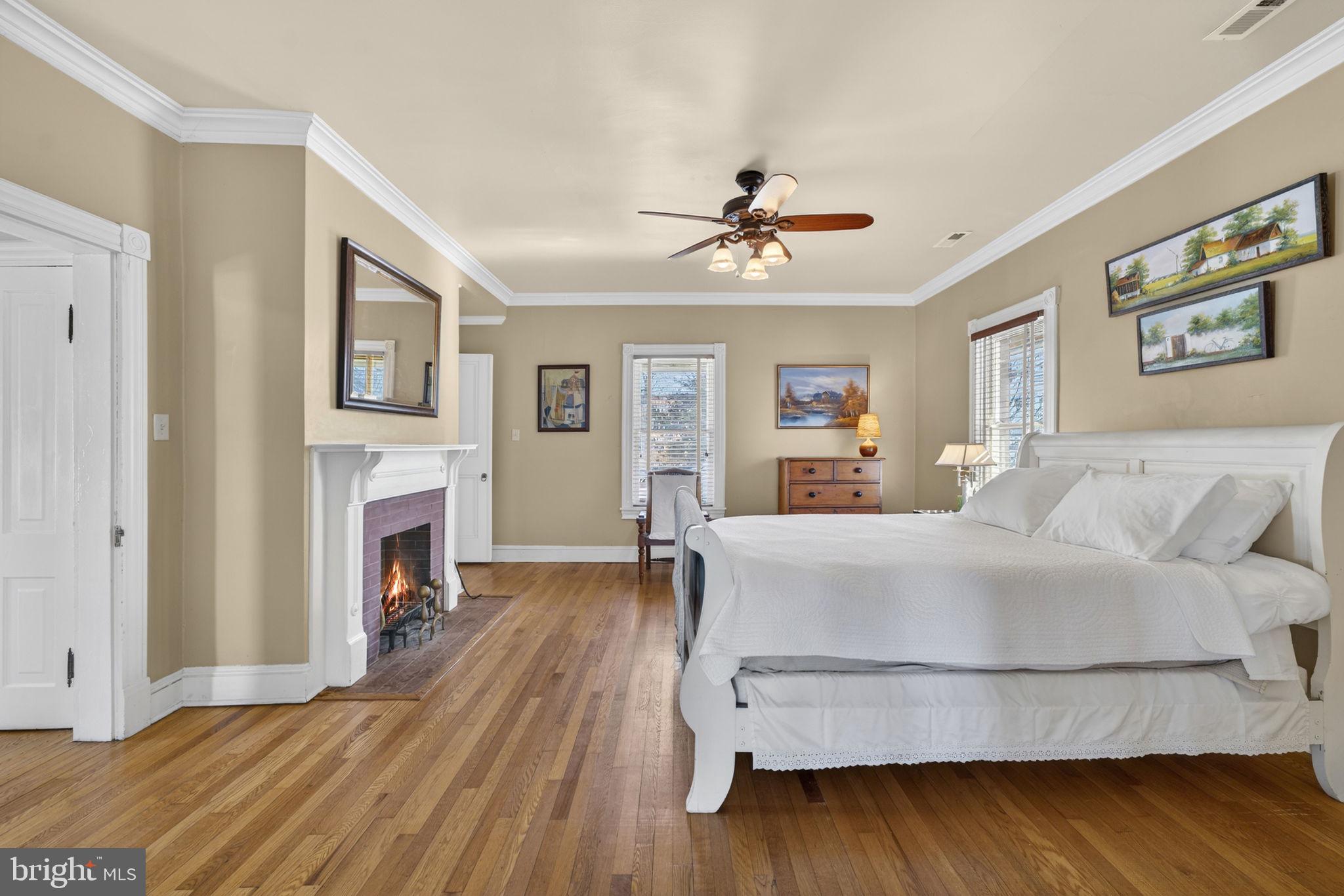 HISTORIC CHARLES TOWN - Residential