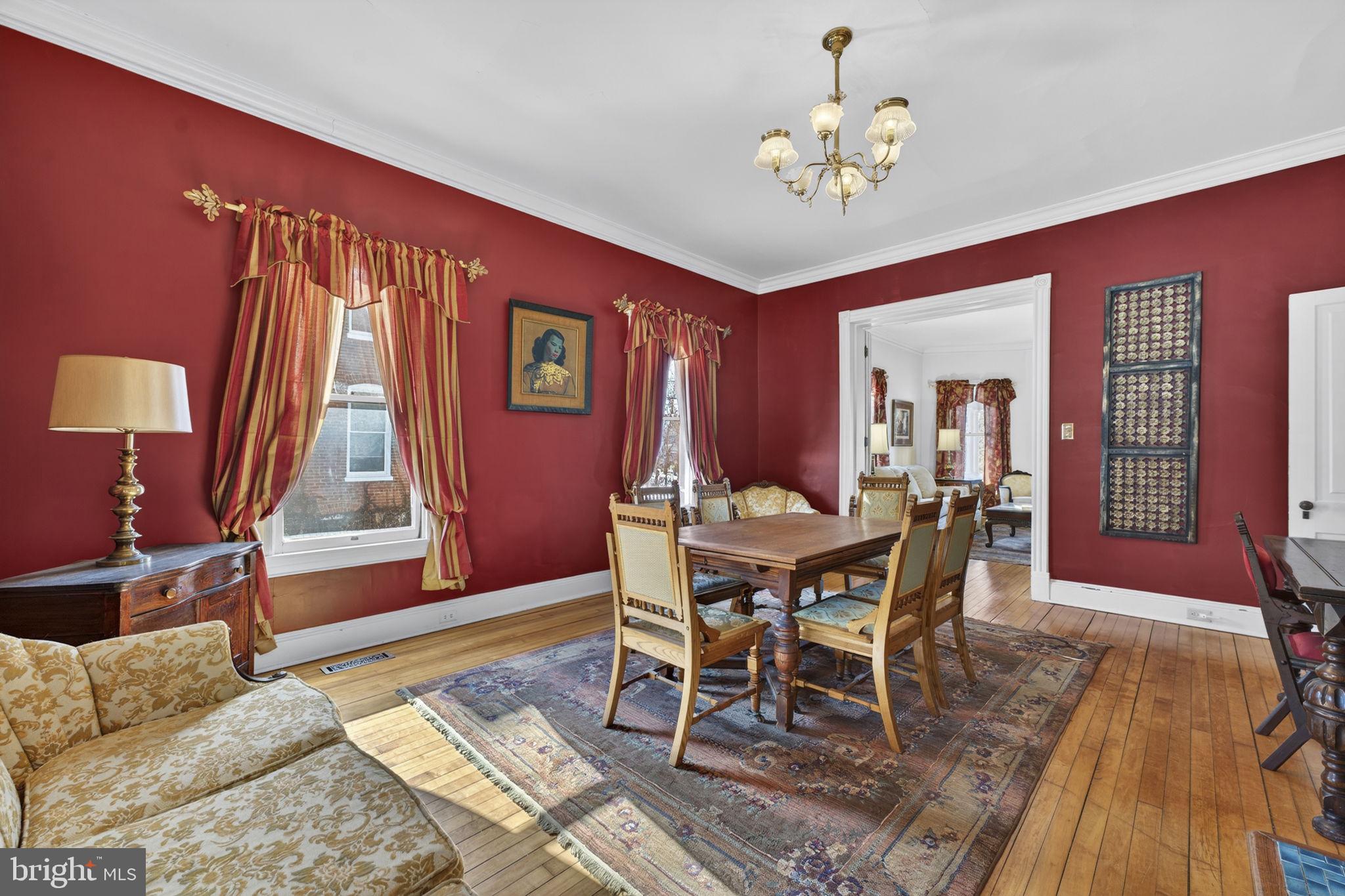 HISTORIC CHARLES TOWN - Residential