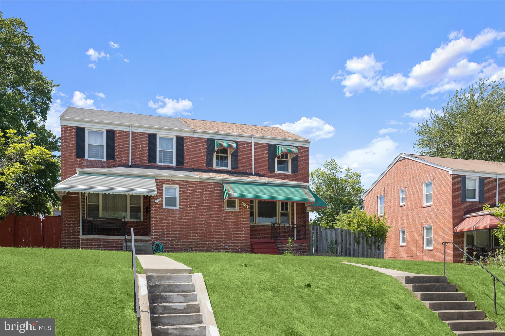 MONTEBELLO - Residential