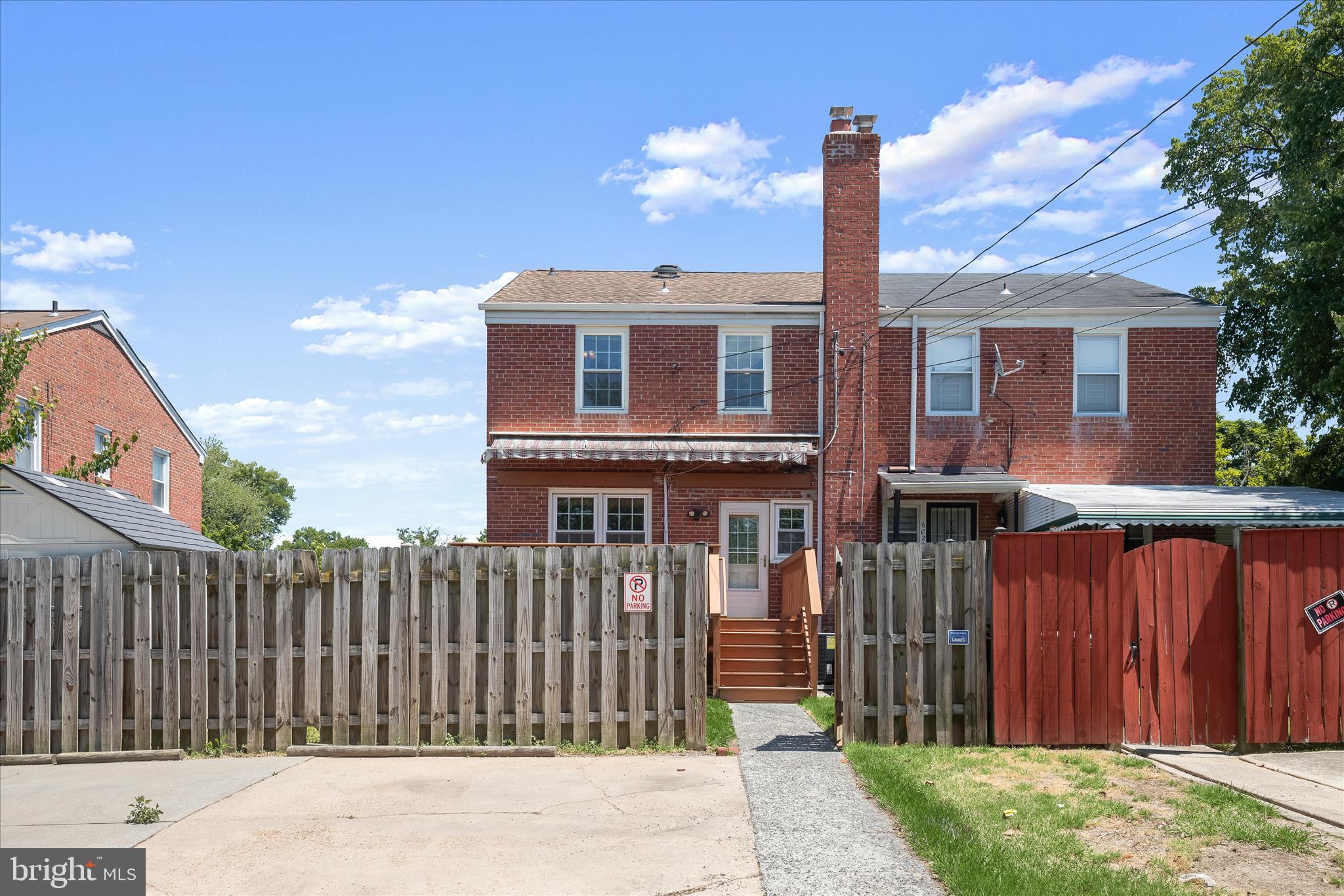 MONTEBELLO - Residential
