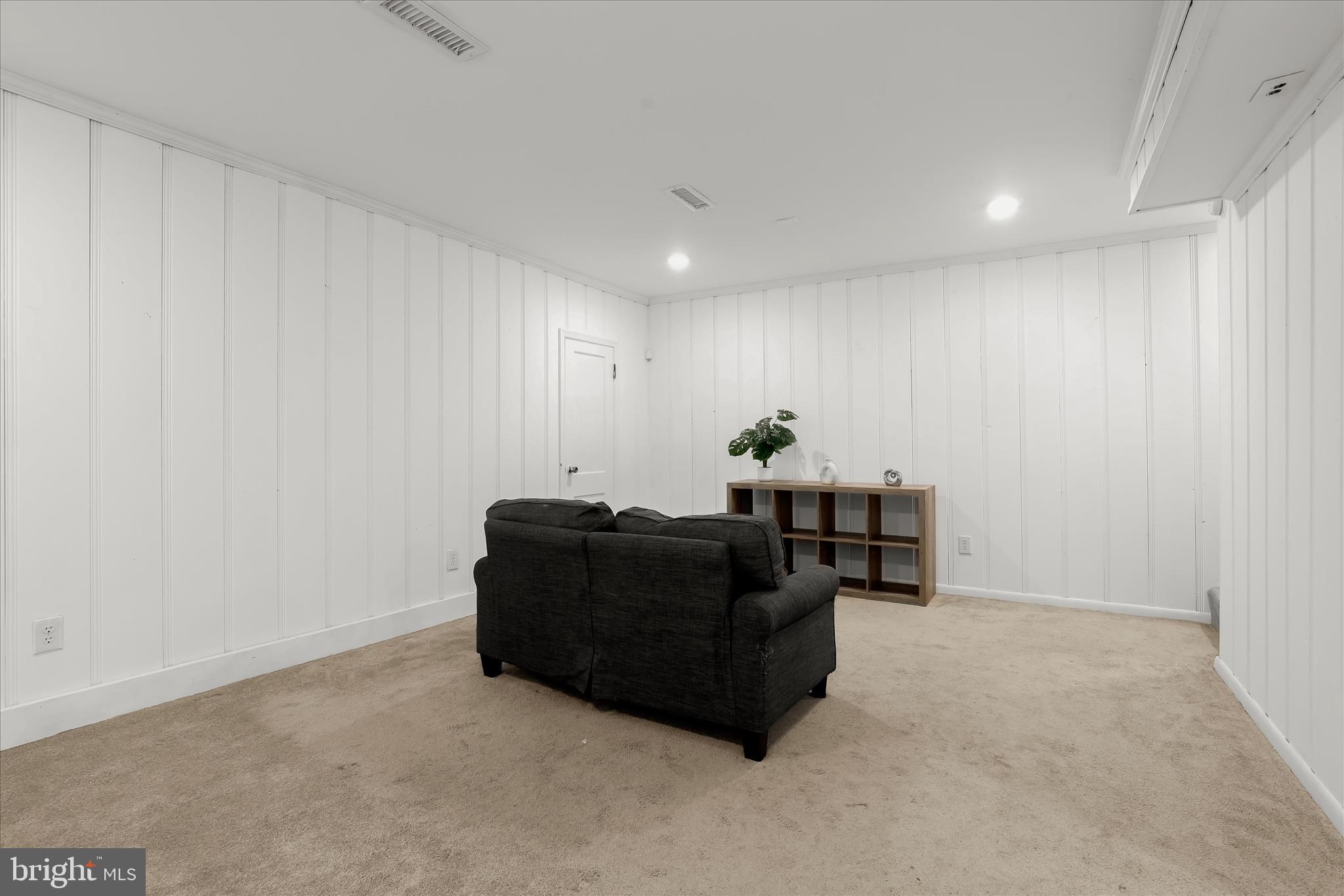 MONTEBELLO - Residential