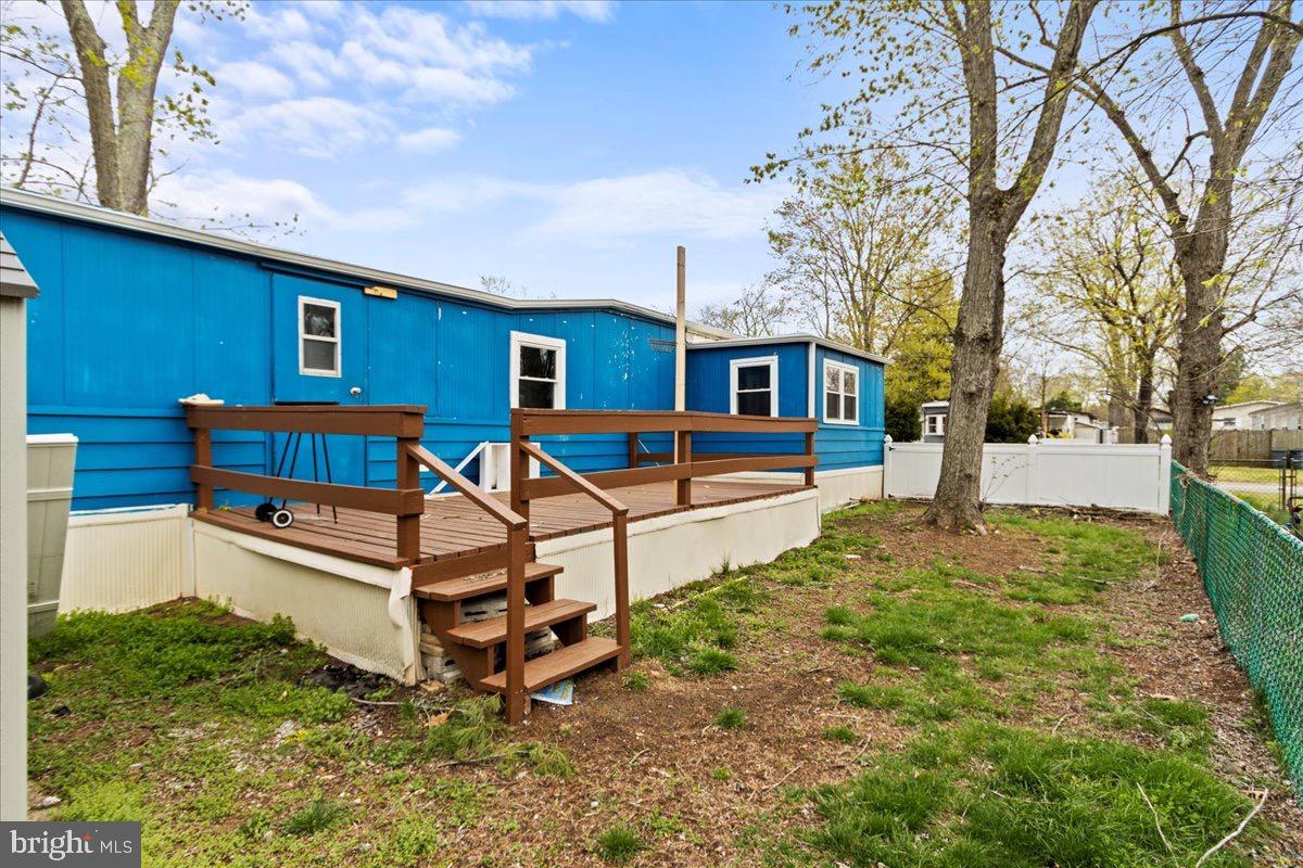 MARYLAND MANOR MOBILE HOME PARK - Residential