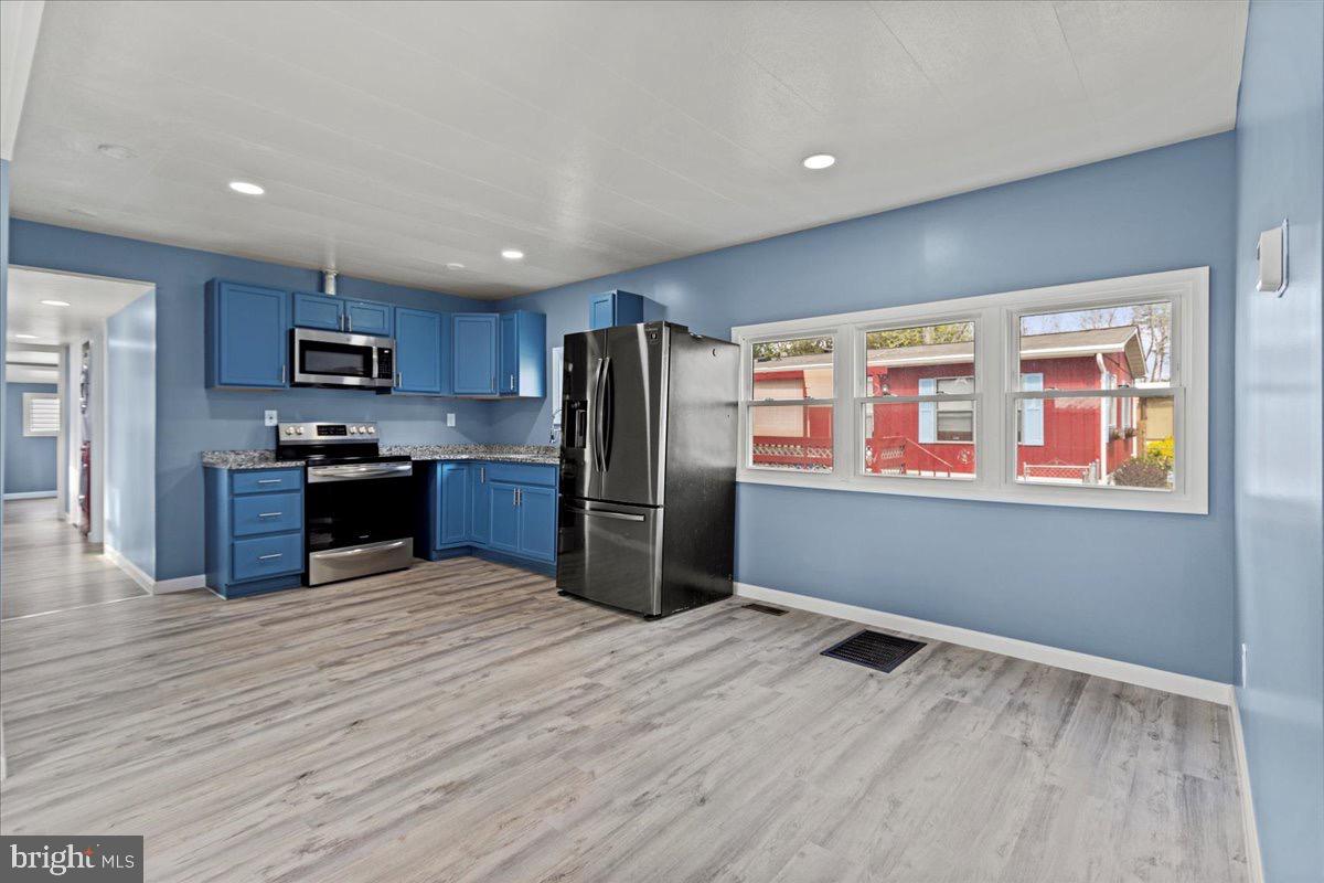 MARYLAND MANOR MOBILE HOME PARK - Residential