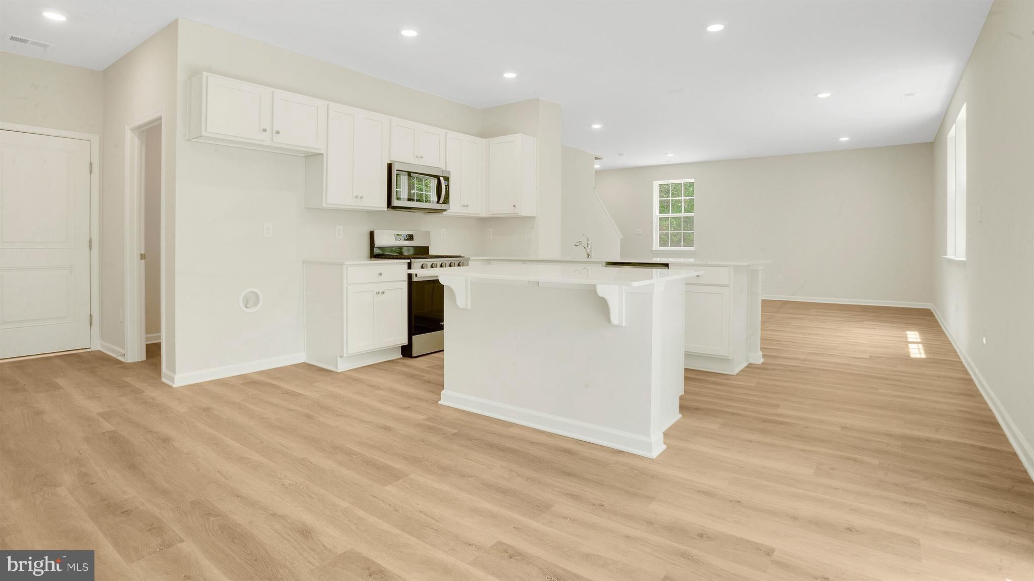 516 MERMAID DRIVE
