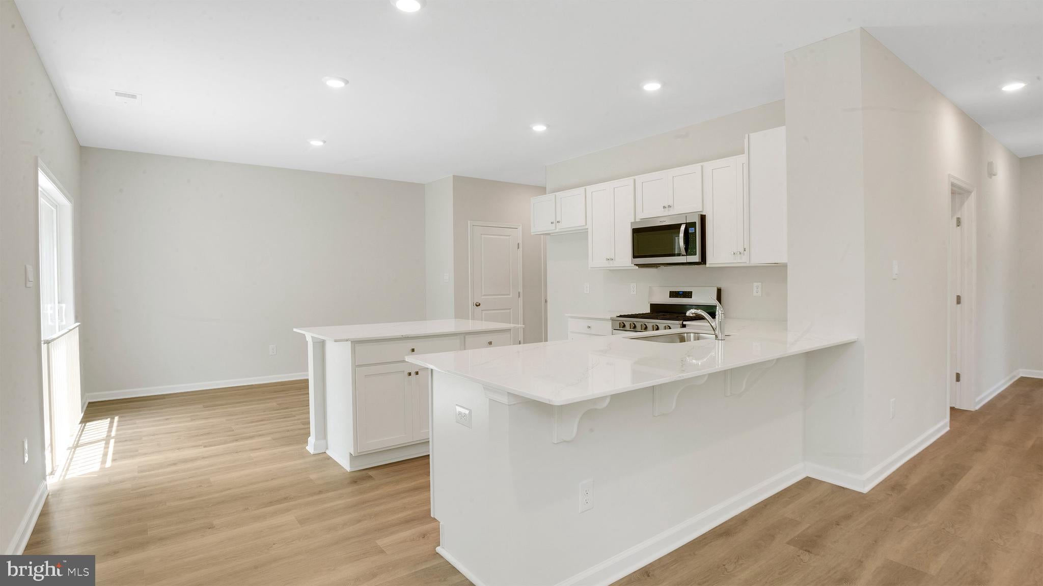 516 MERMAID DRIVE