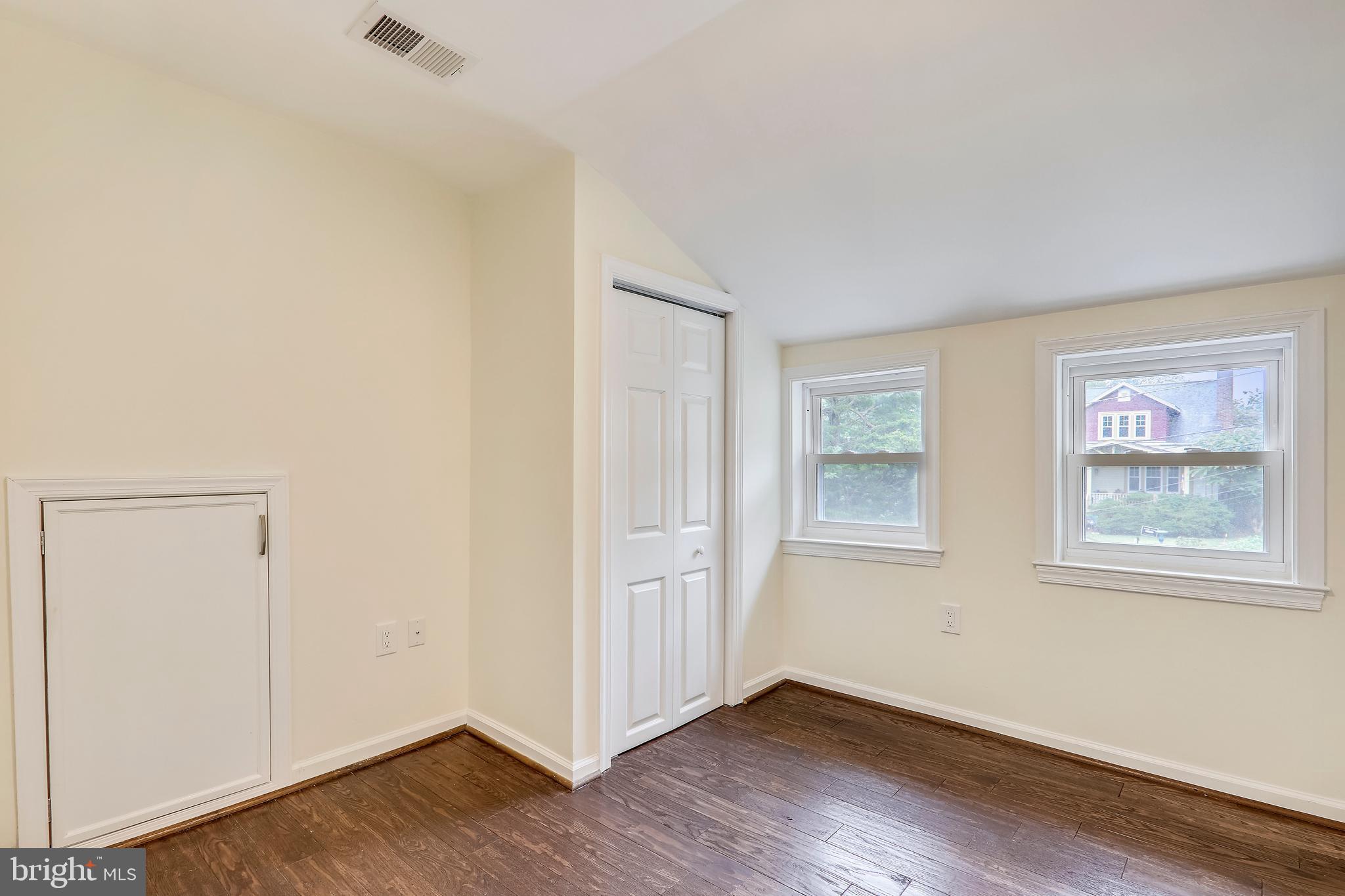 SILVER SPRING - Residential Lease