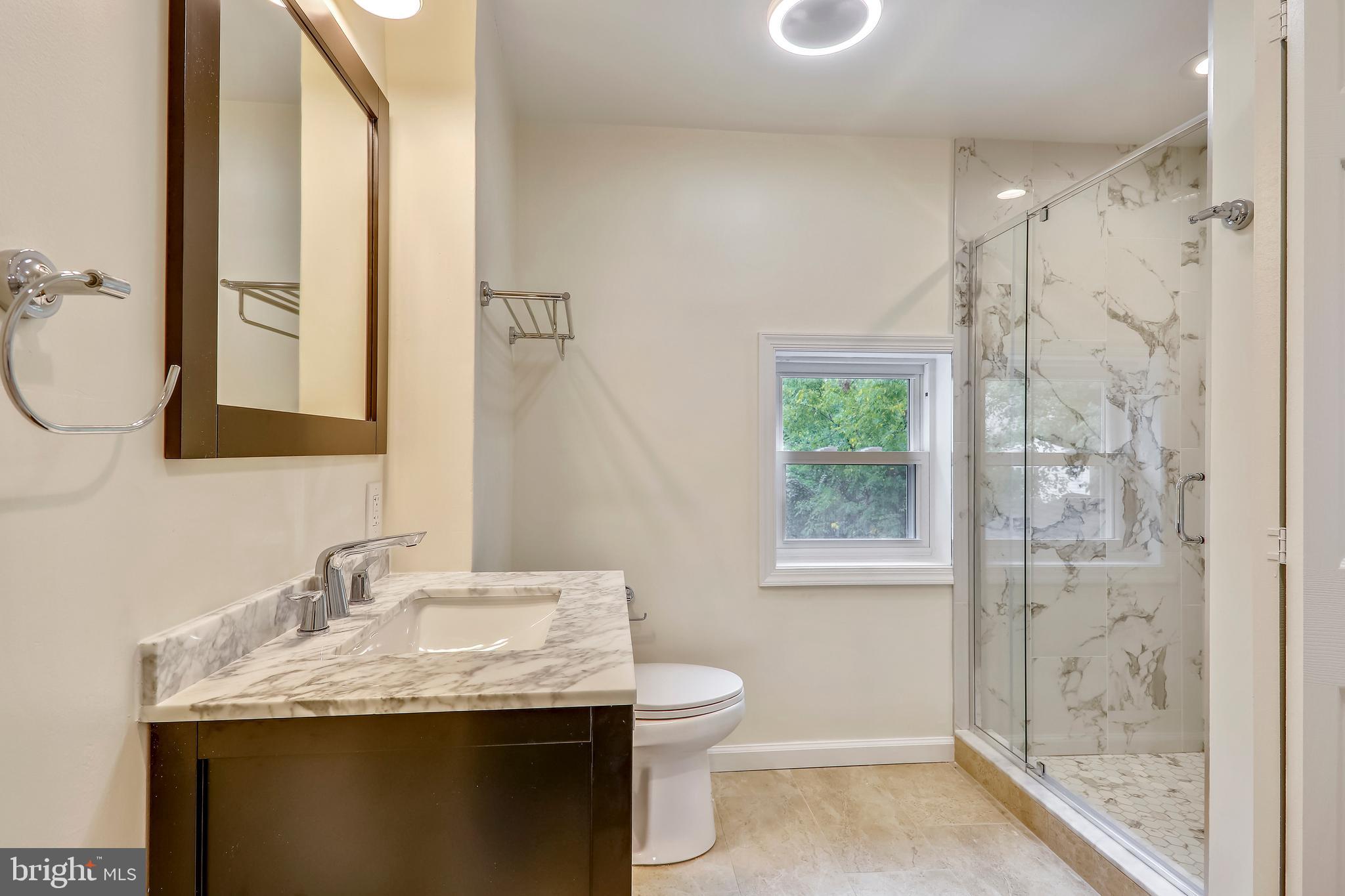 SILVER SPRING - Residential Lease