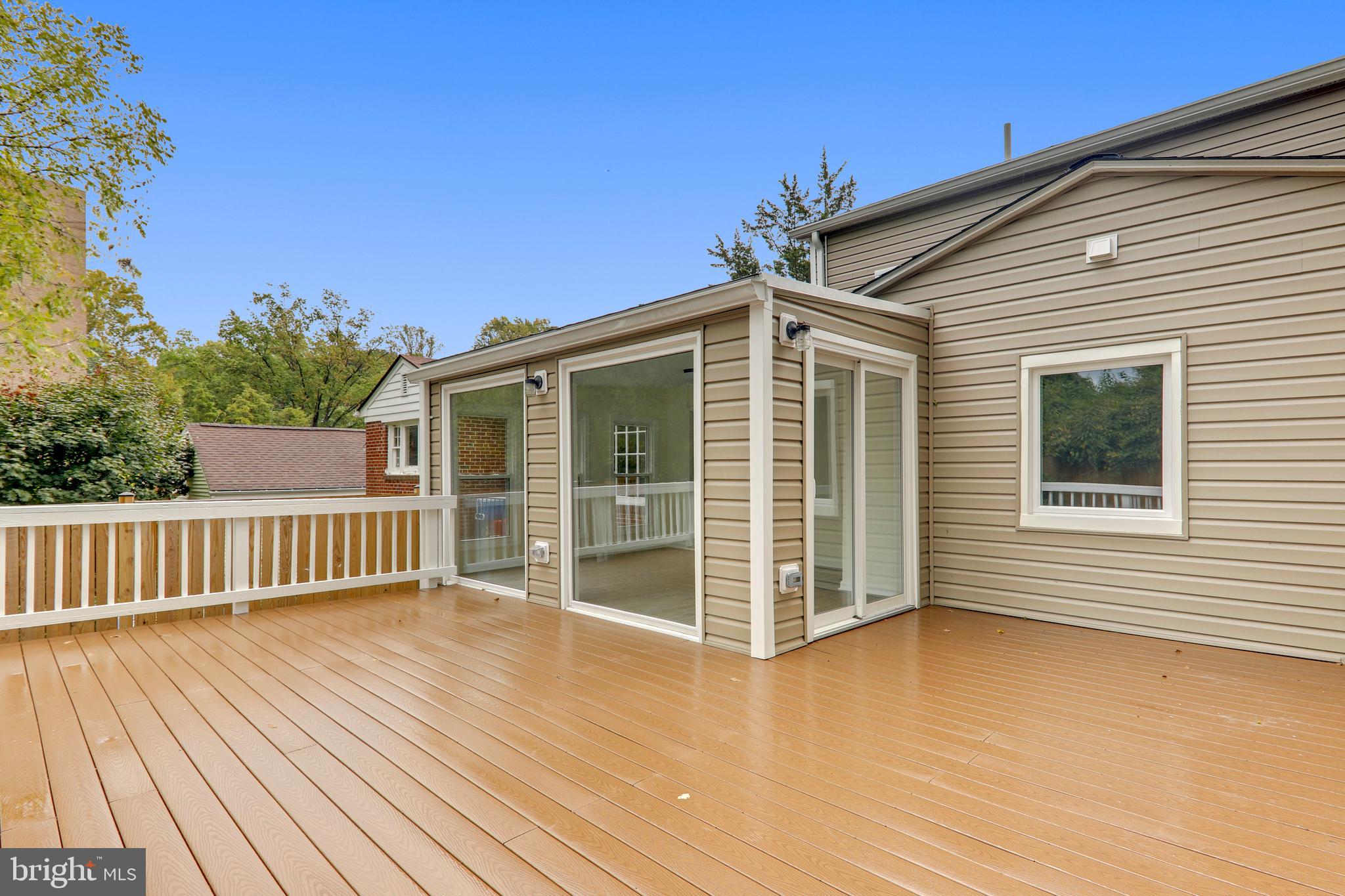 SILVER SPRING - Residential Lease