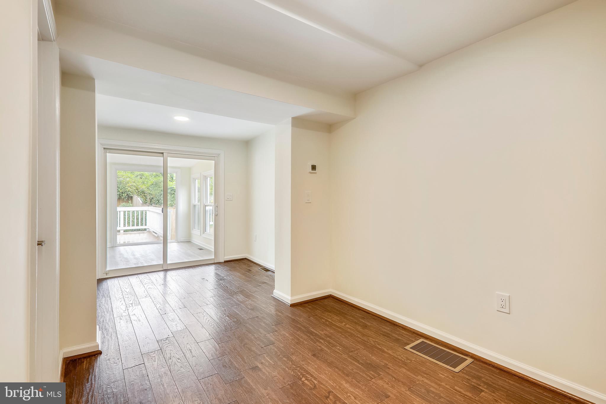 SILVER SPRING - Residential Lease