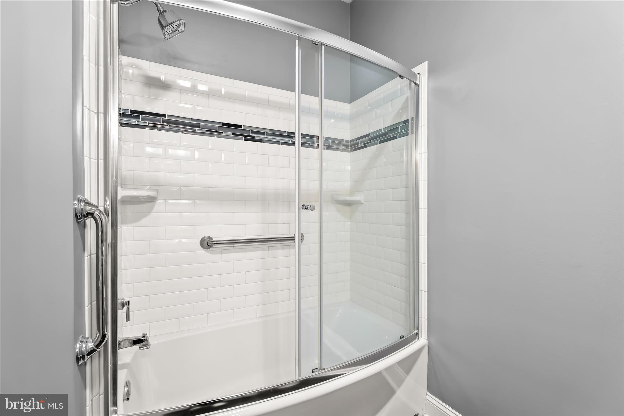 GREENSIDE VISTA - Residential