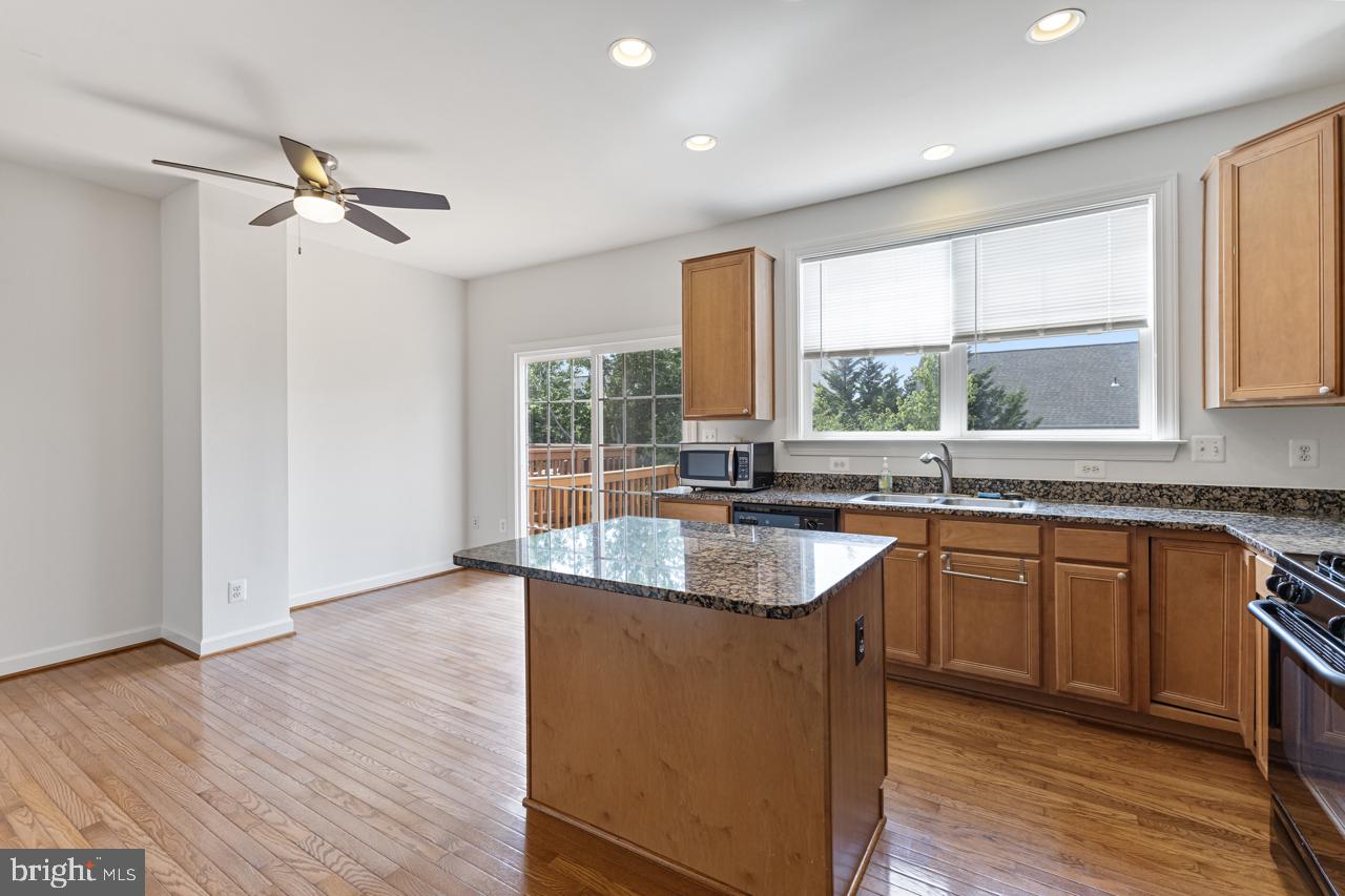 BLOOMS MILL - Residential Lease