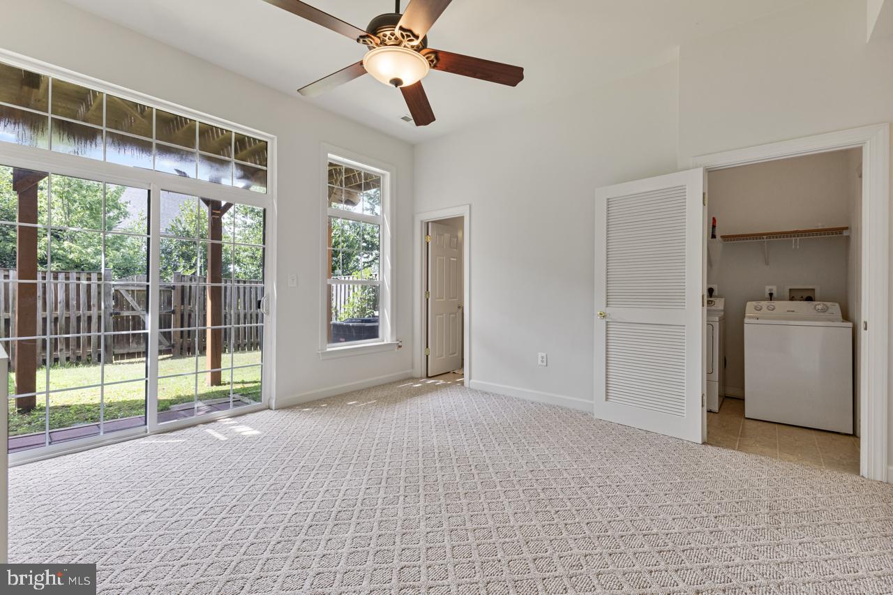 BLOOMS MILL - Residential Lease