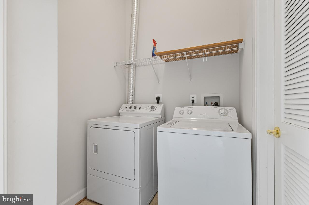 BLOOMS MILL - Residential Lease