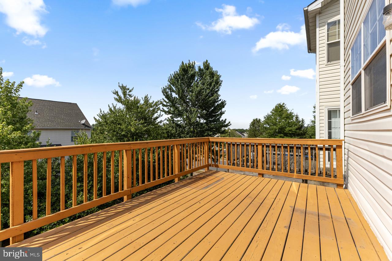 BLOOMS MILL - Residential Lease