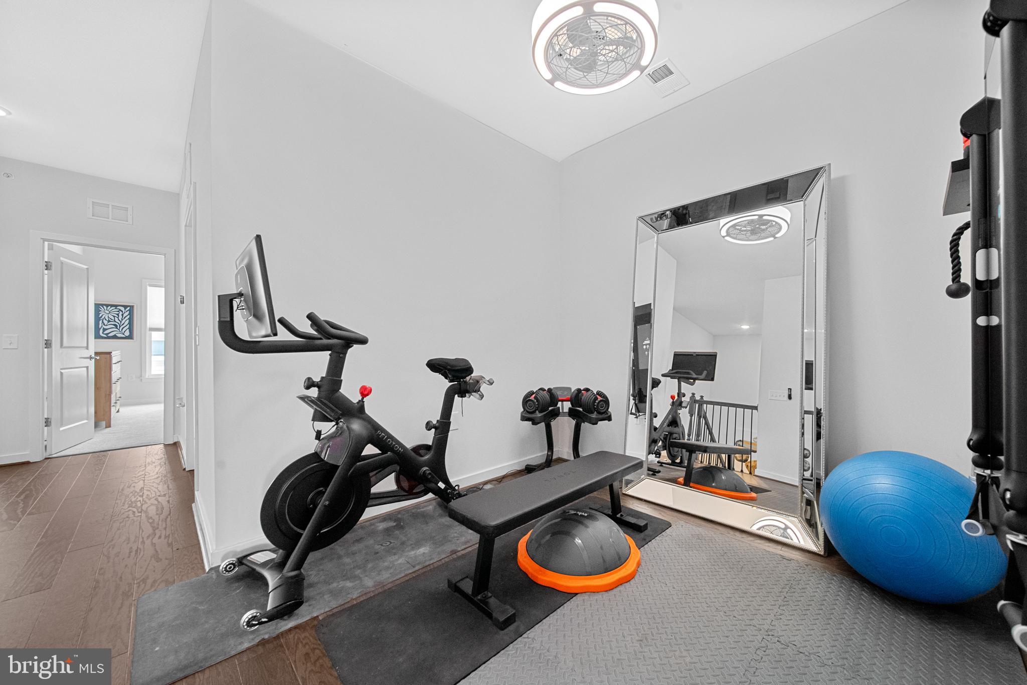 MOUNT VINEYARD - Residential