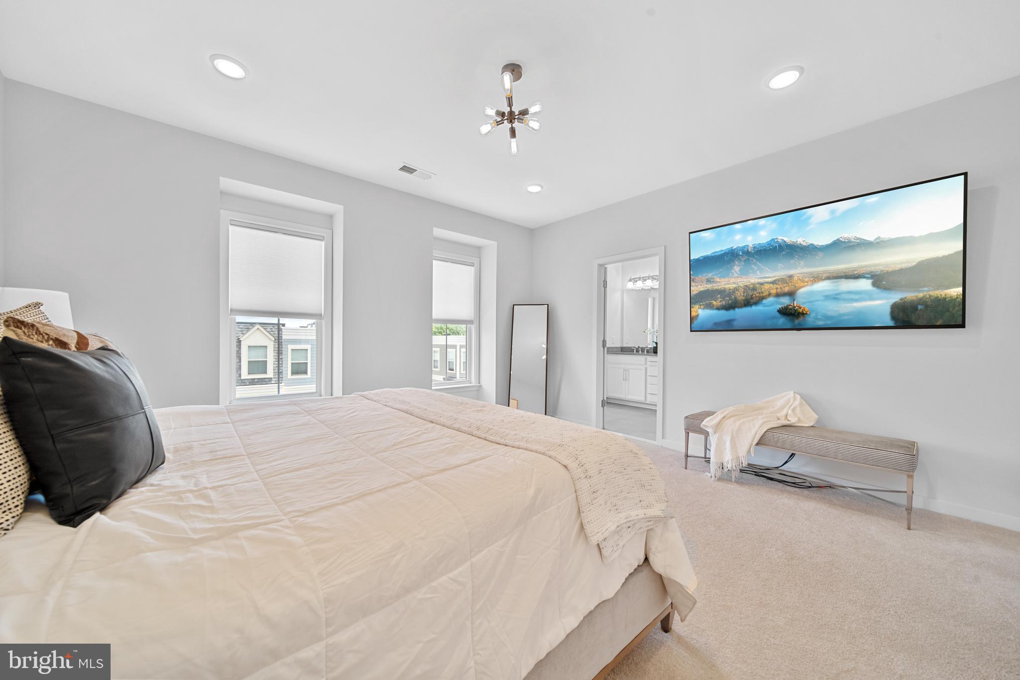 MOUNT VINEYARD - Residential