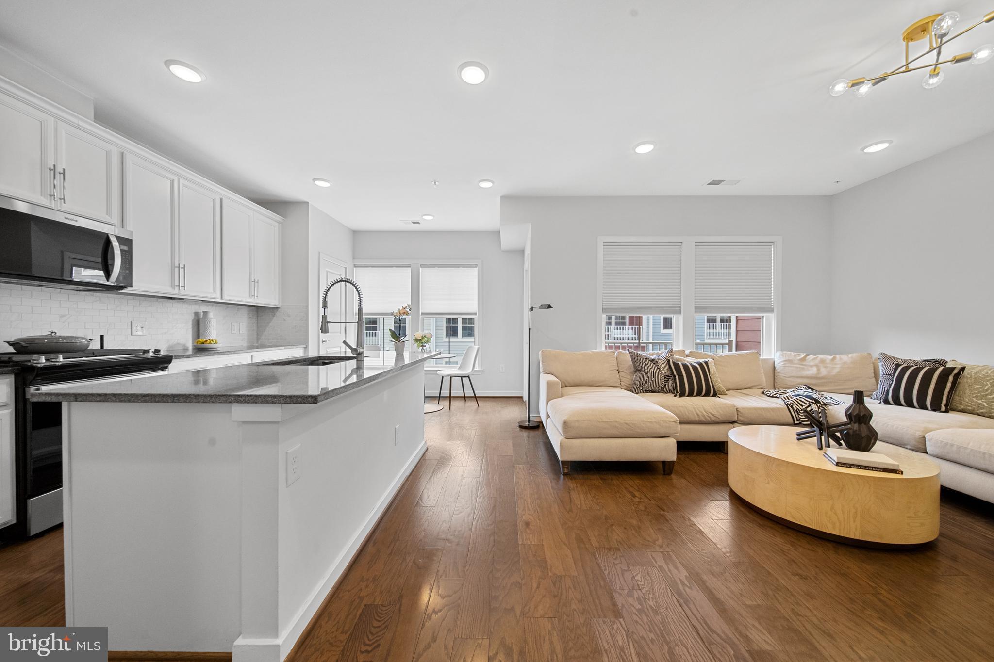 MOUNT VINEYARD - Residential