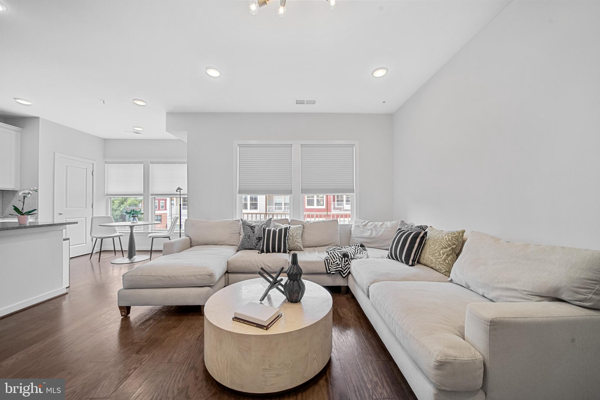 MOUNT VINEYARD - Residential