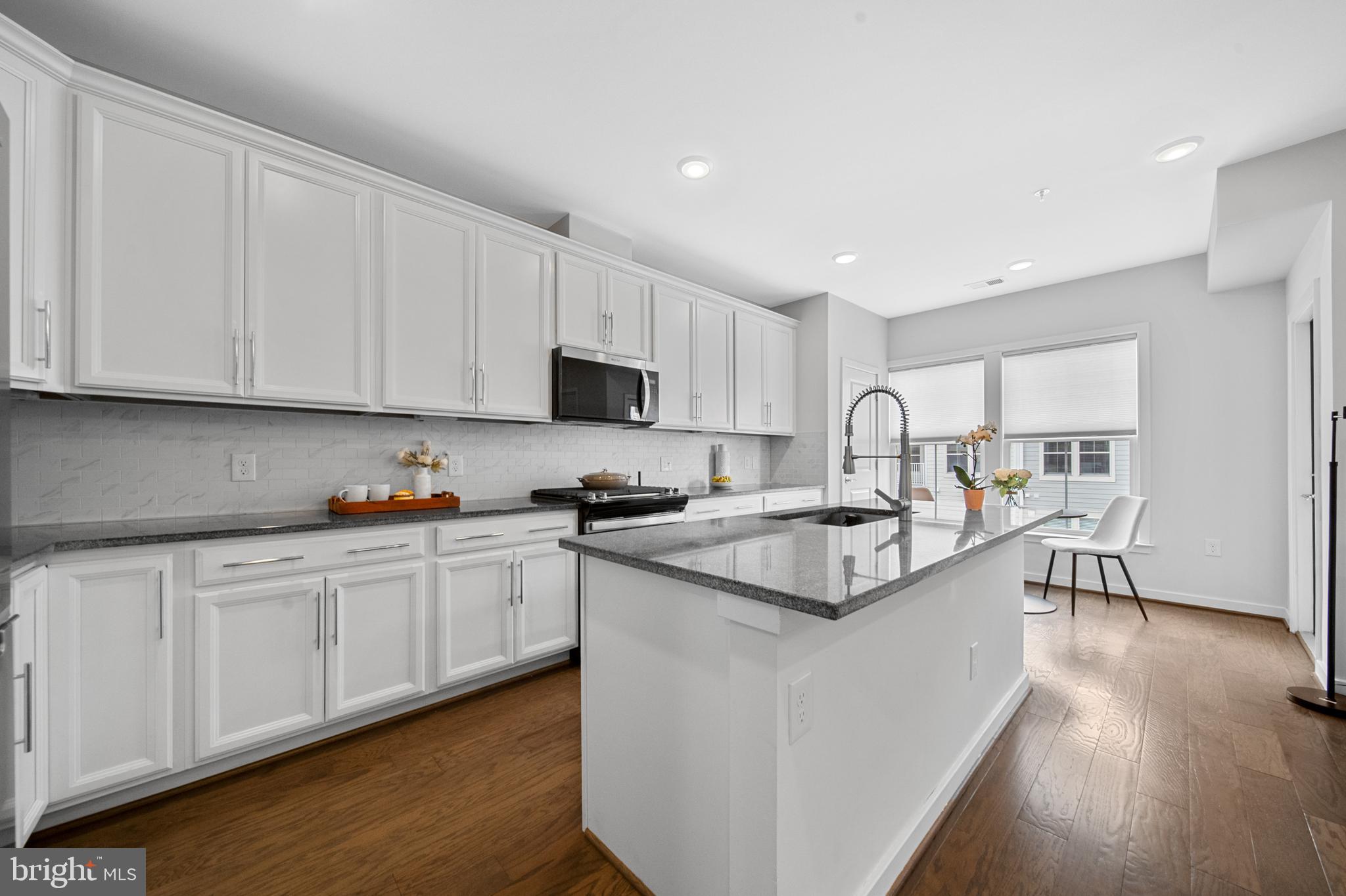 MOUNT VINEYARD - Residential