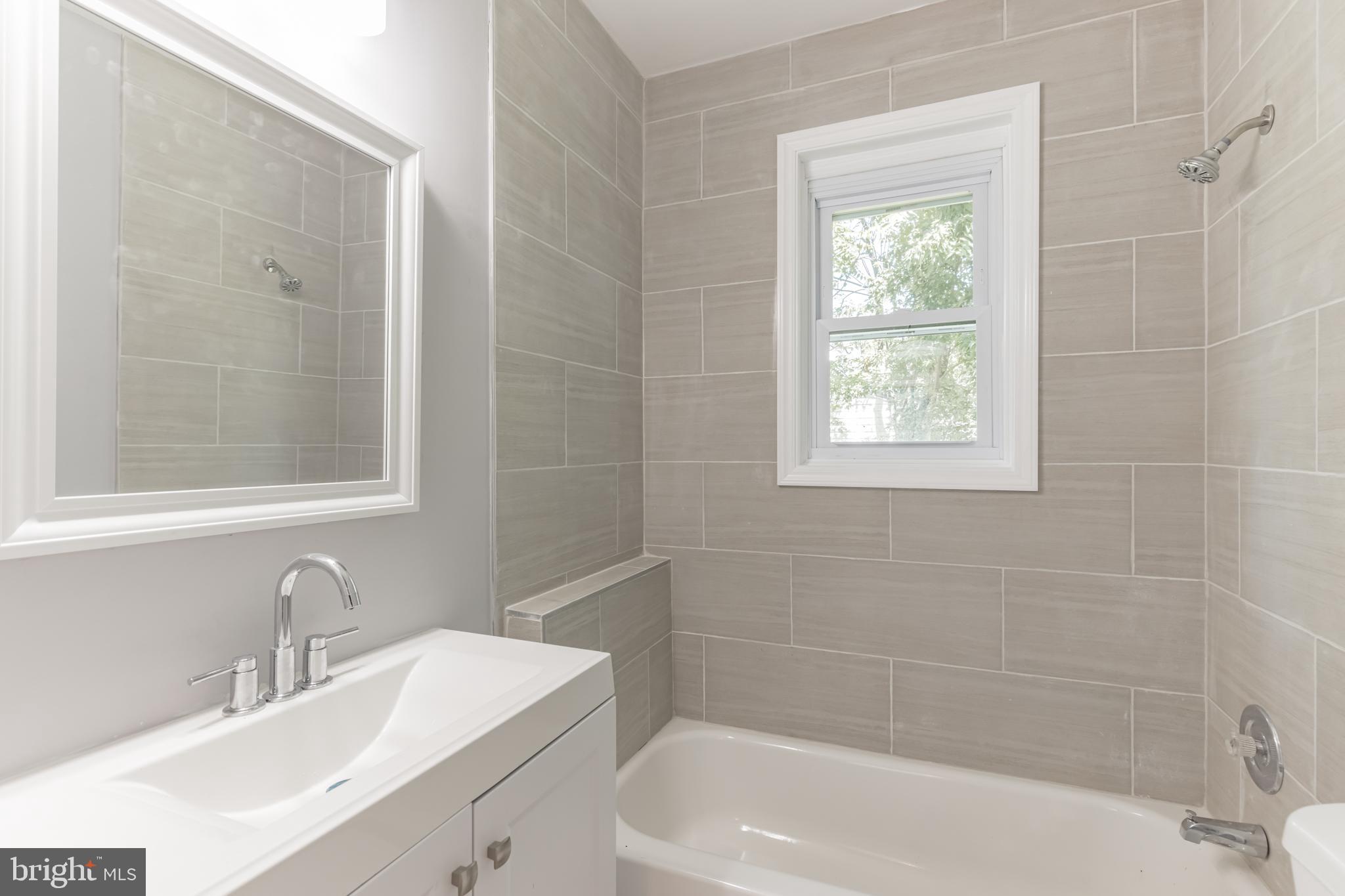 GARDENVILLE - Residential