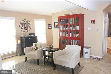DALE CITY - Residential Lease
