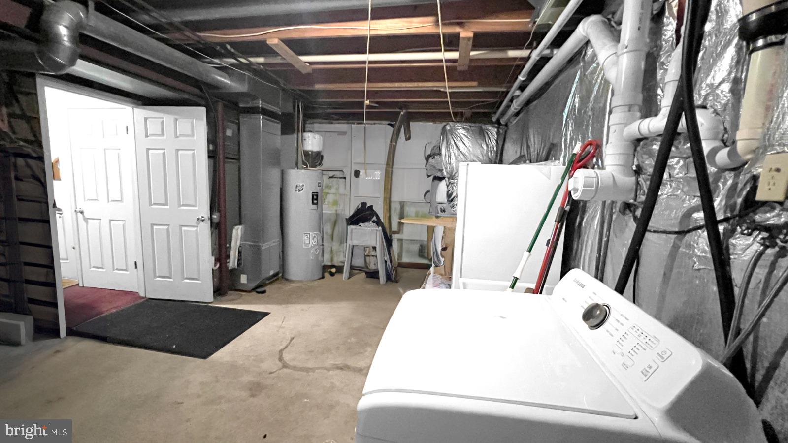 FAIRBROOK - Residential