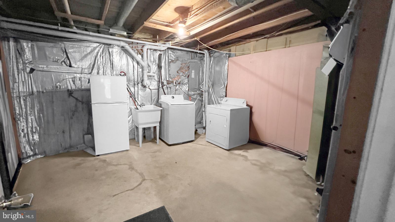 FAIRBROOK - Residential