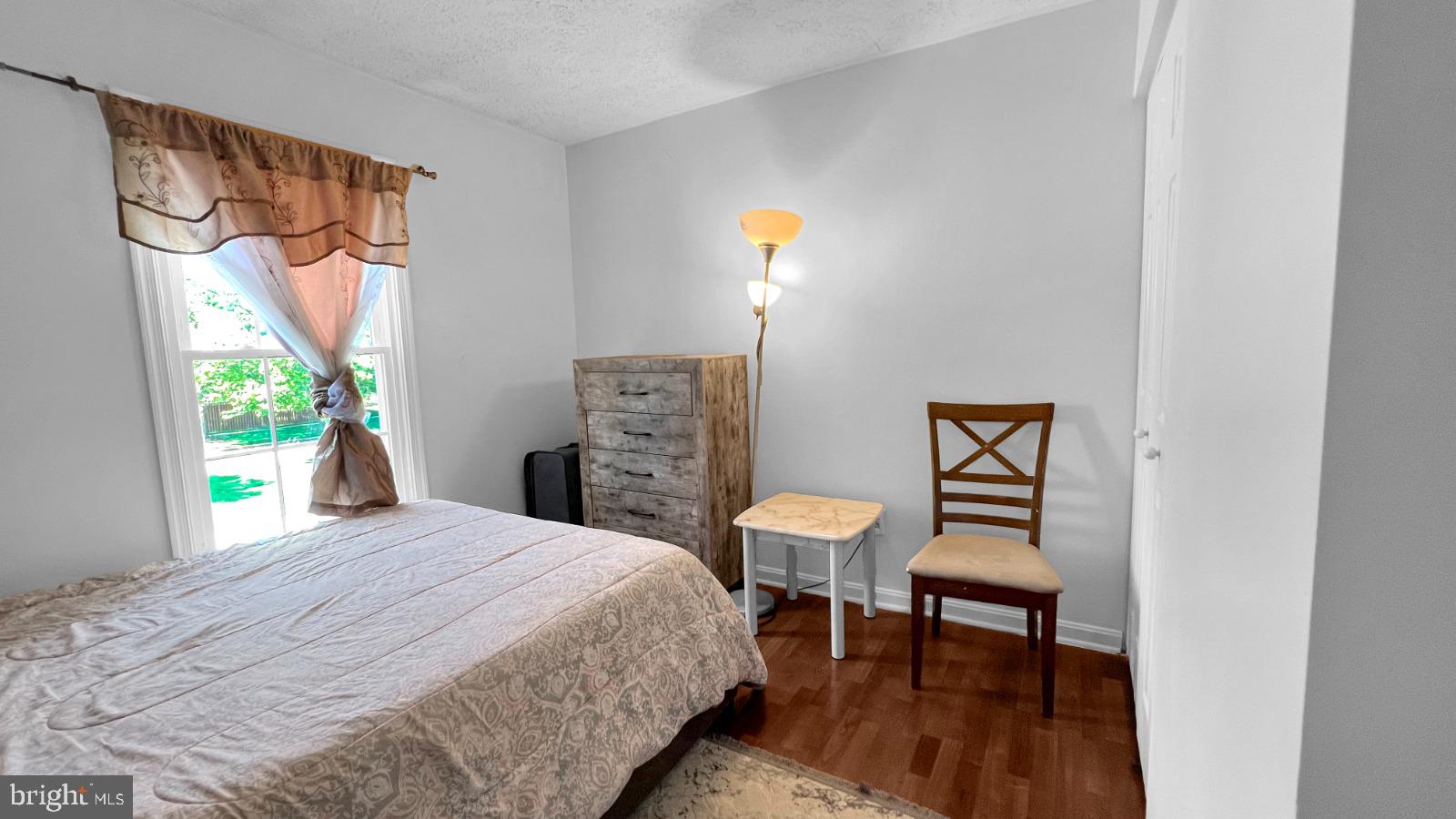 FAIRBROOK - Residential