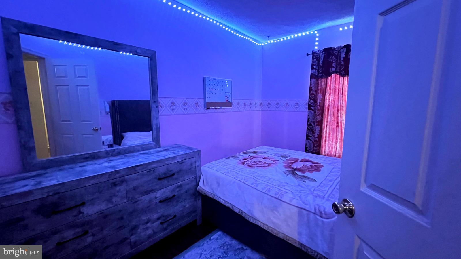 FAIRBROOK - Residential