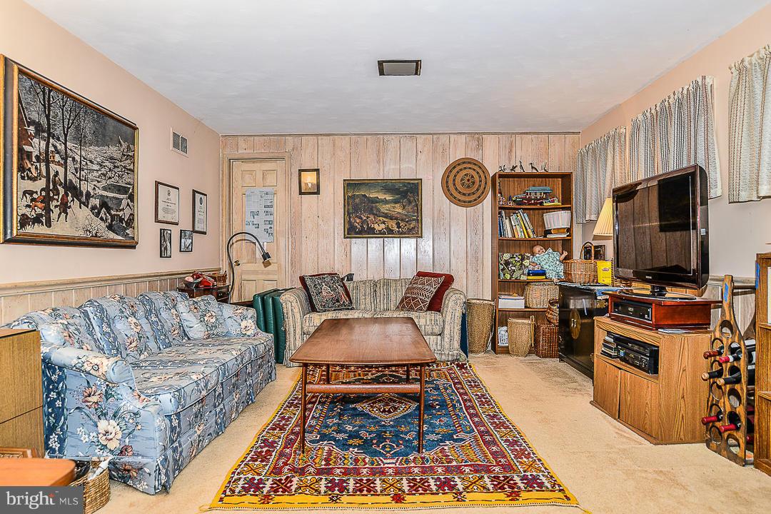 HEATHER HEIGHTS - Residential