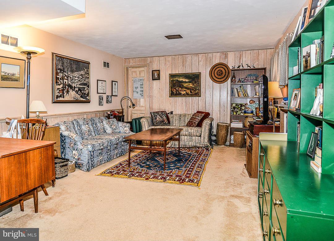 HEATHER HEIGHTS - Residential