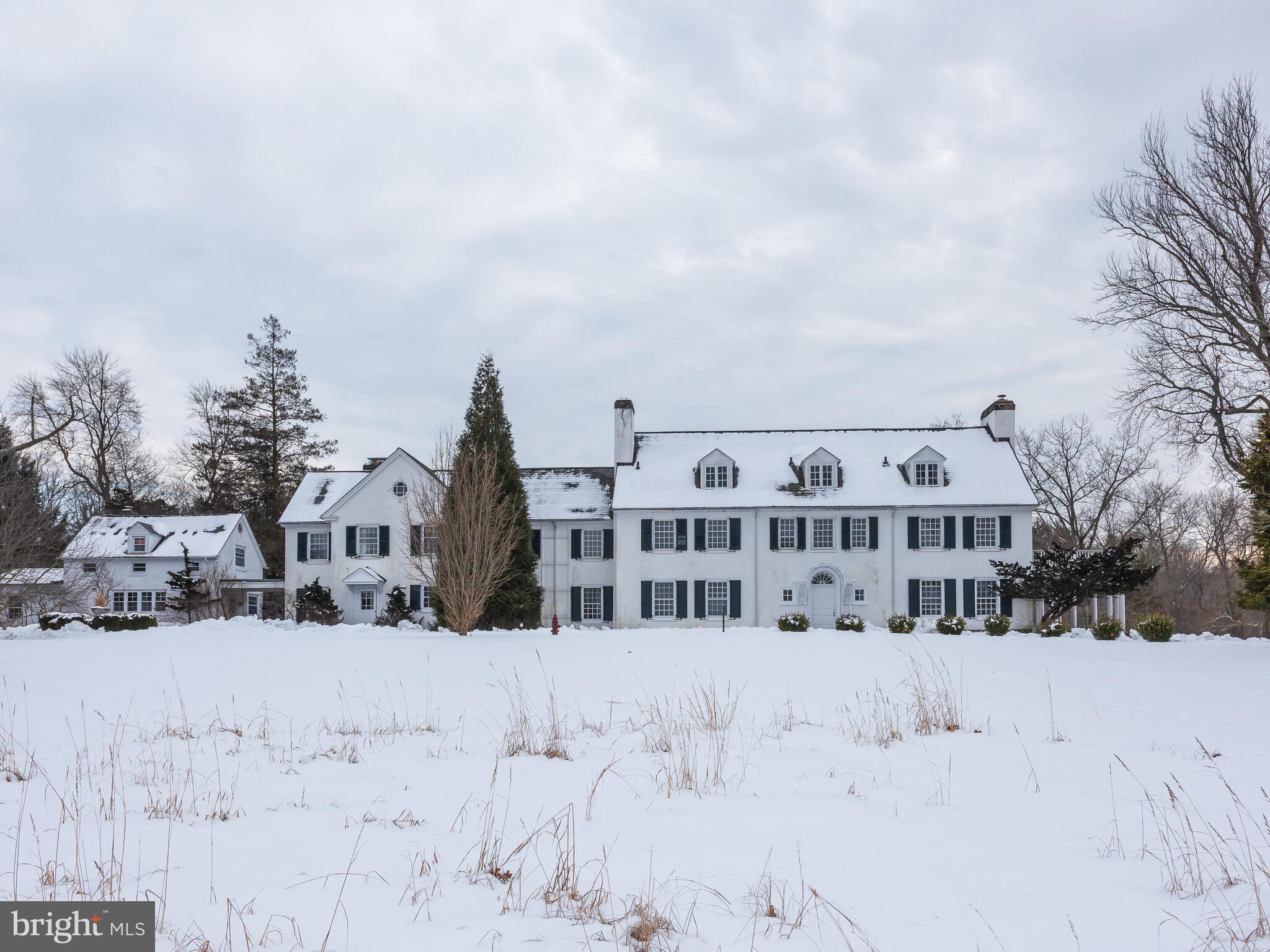 RADNOR HUNT - Residential