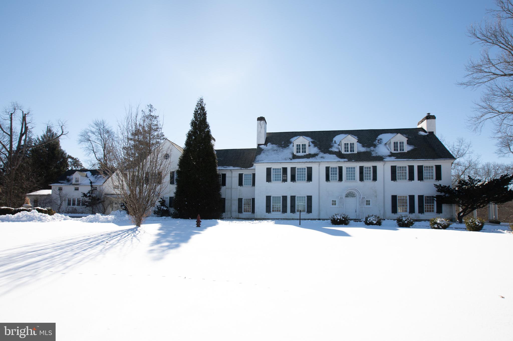 RADNOR HUNT - Residential