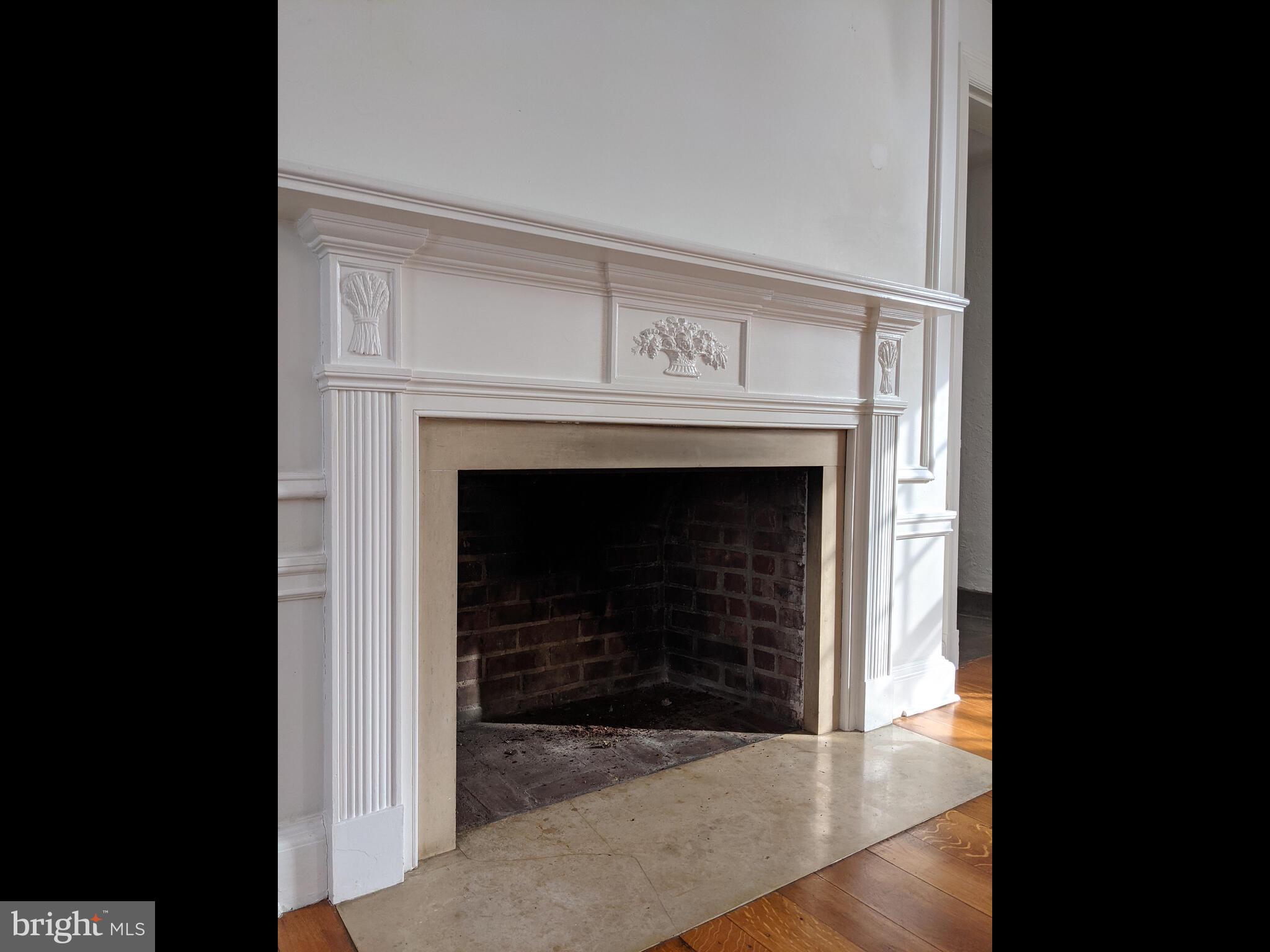 RADNOR HUNT - Residential