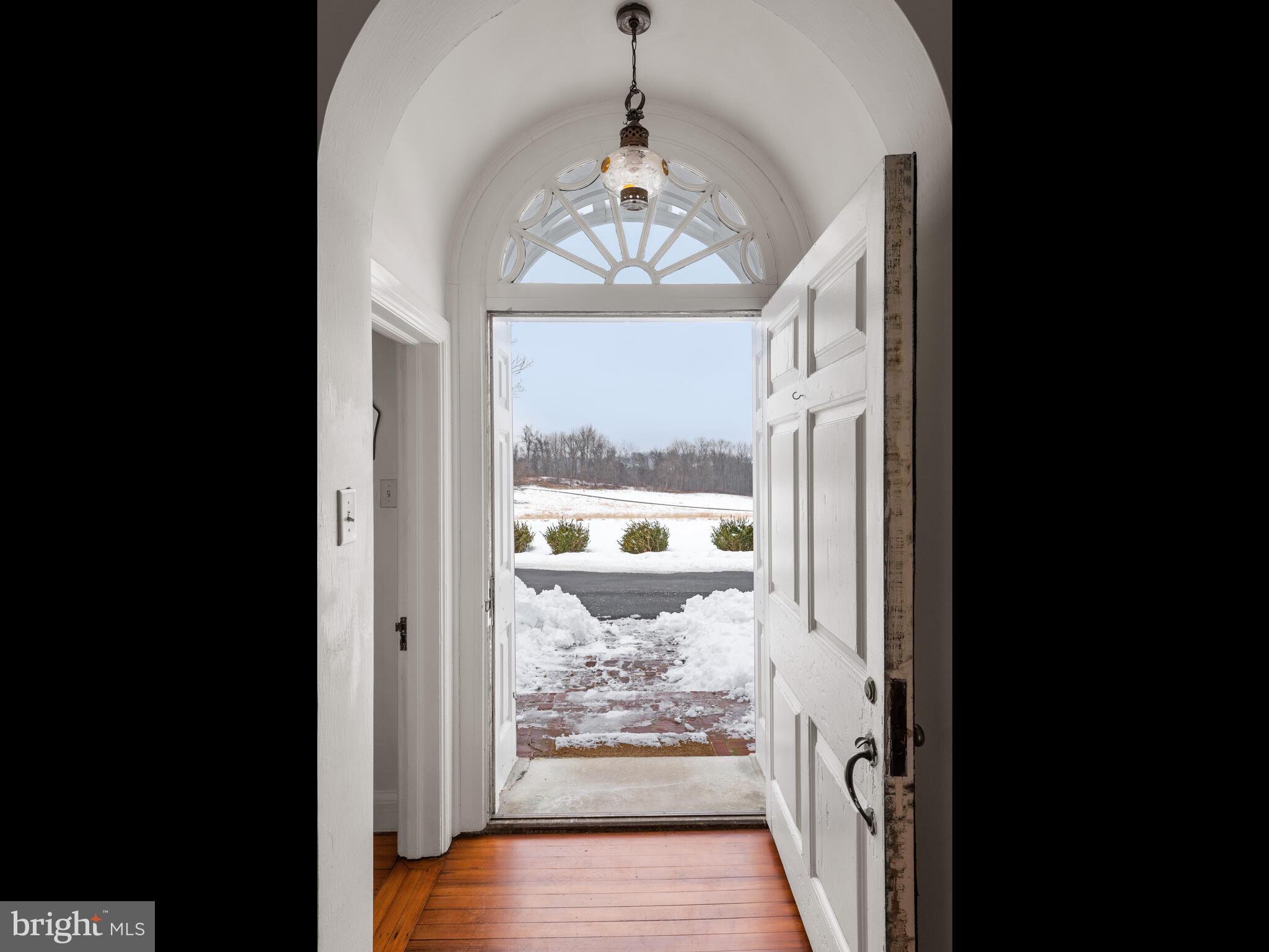 RADNOR HUNT - Residential