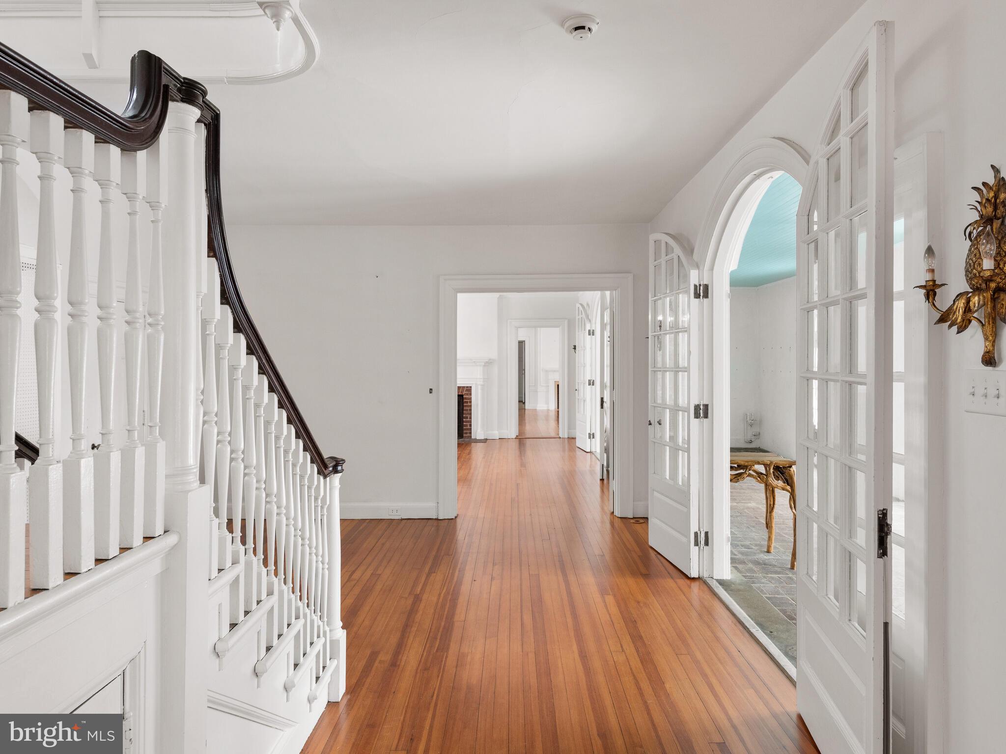 RADNOR HUNT - Residential