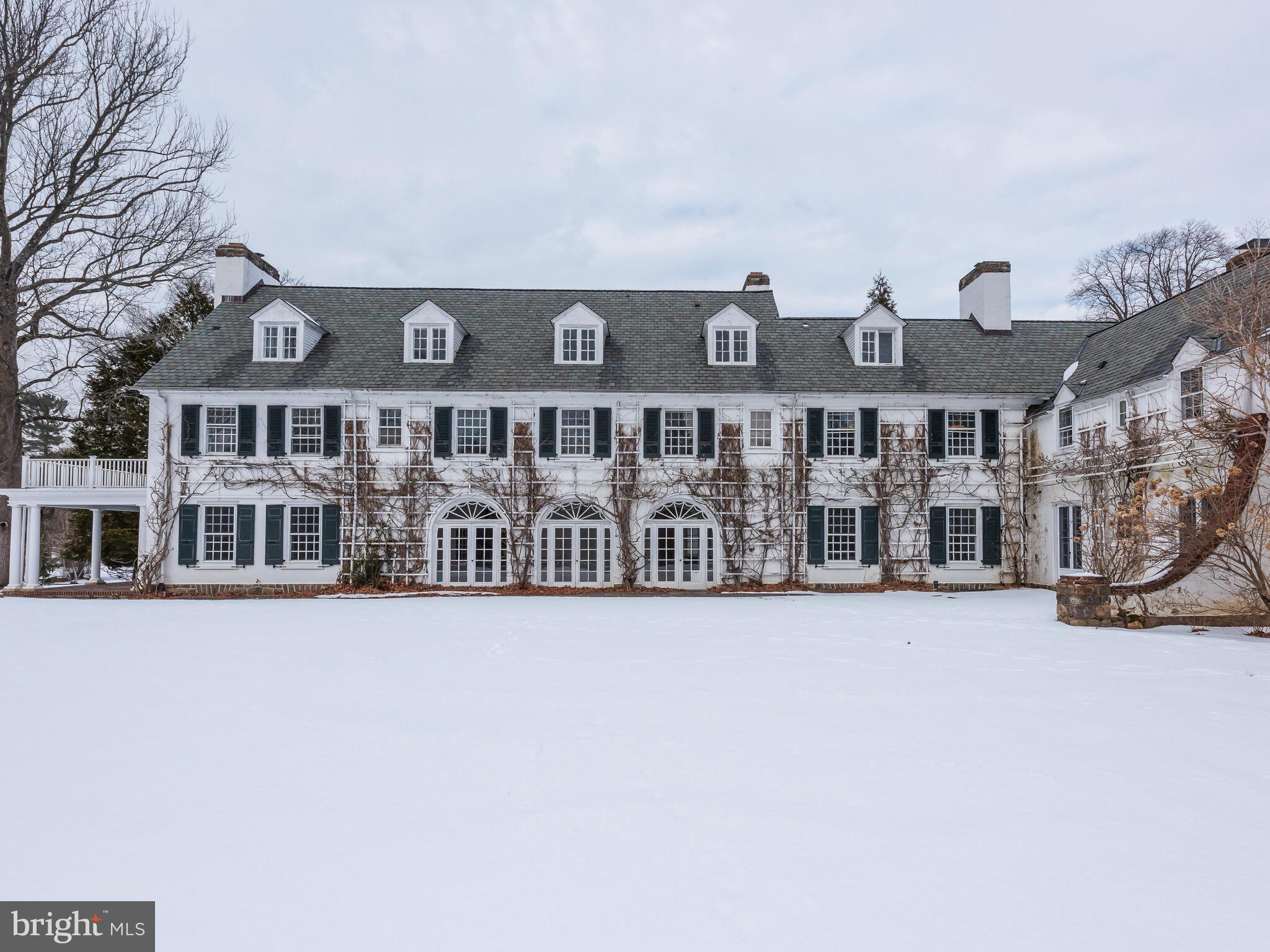 RADNOR HUNT - Residential