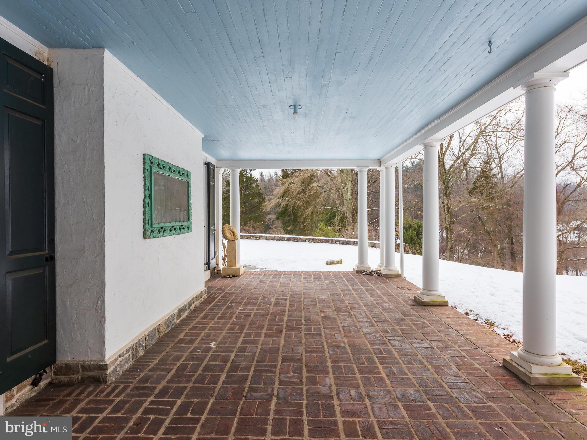 RADNOR HUNT - Residential