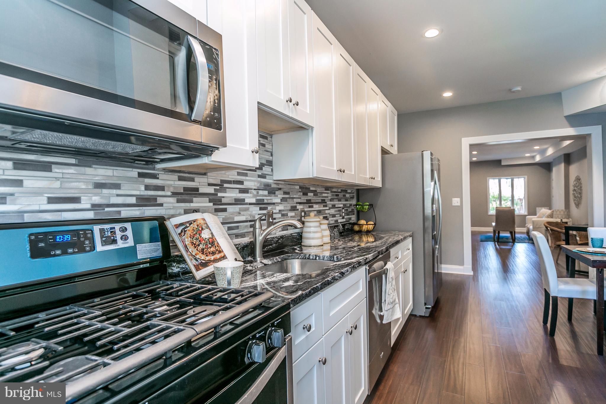 HAMPDEN HISTORIC DISTRICT - Residential