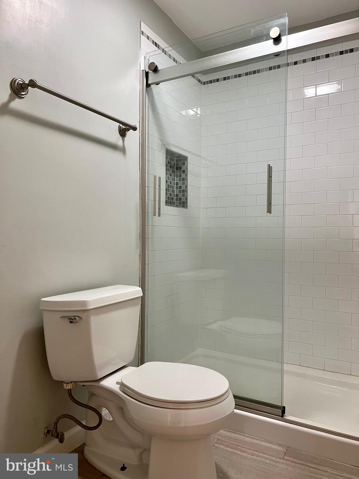 PEMBROOKE - Residential Lease