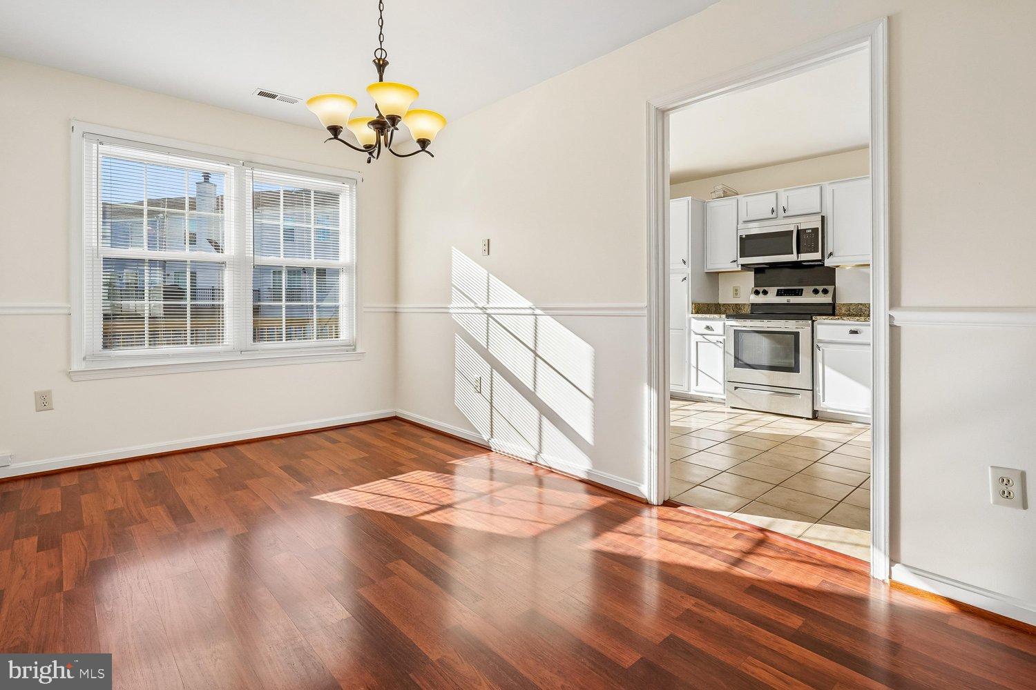 106 MAYFAIR PLACE 172