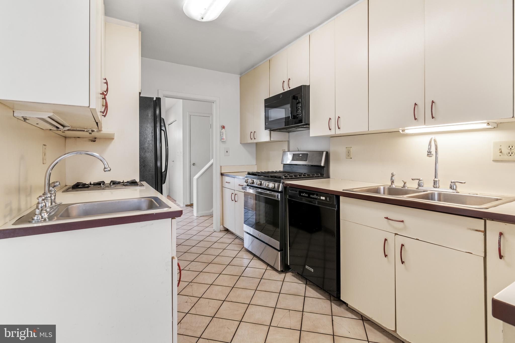 SCOTTS HILL - Residential