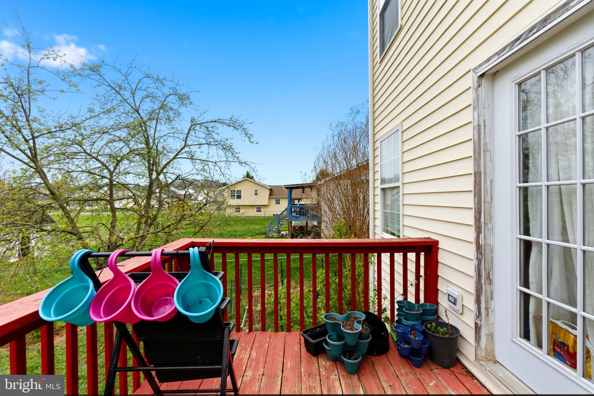 RIDGEFIELD - Residential