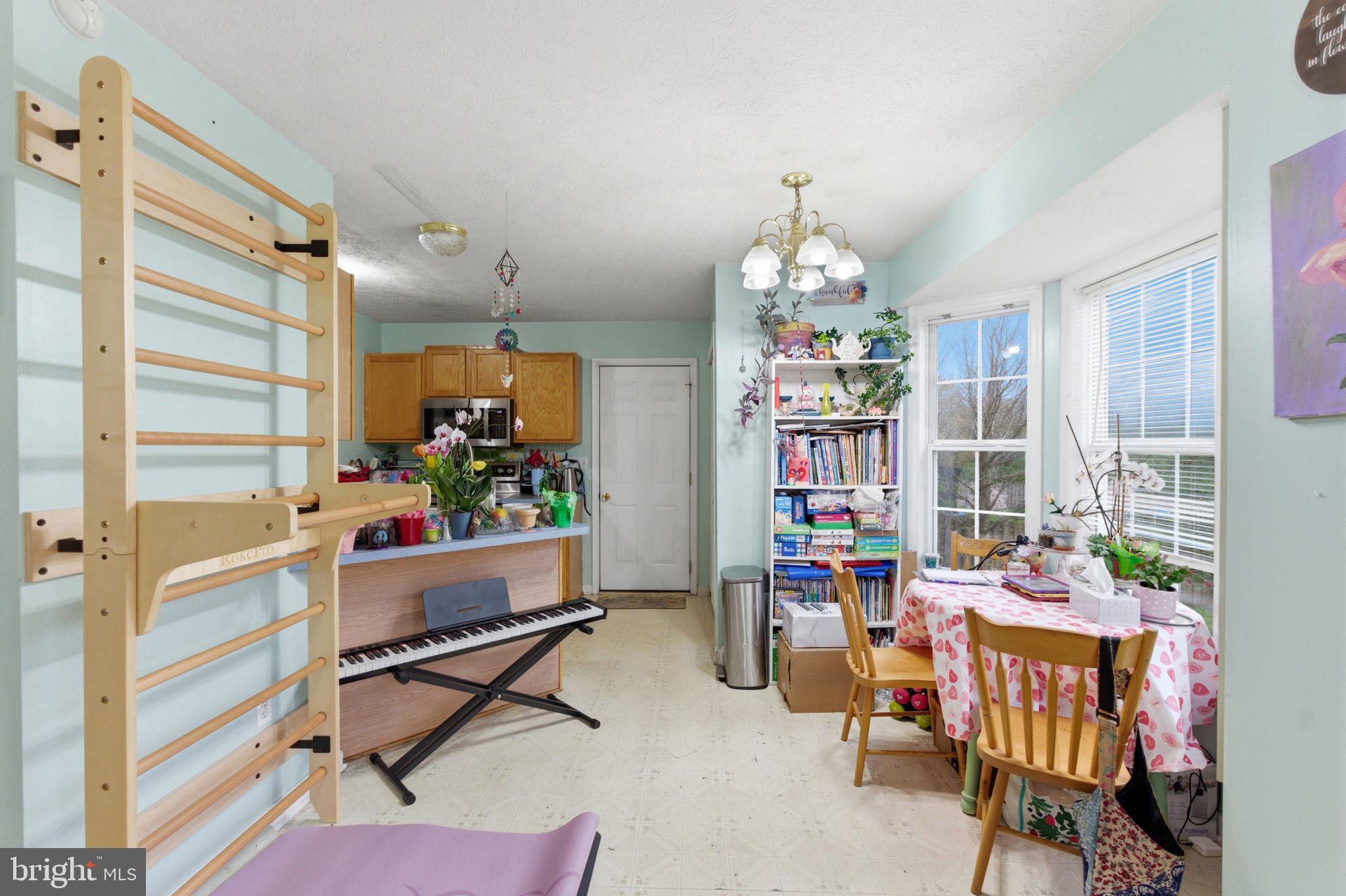 RIDGEFIELD - Residential