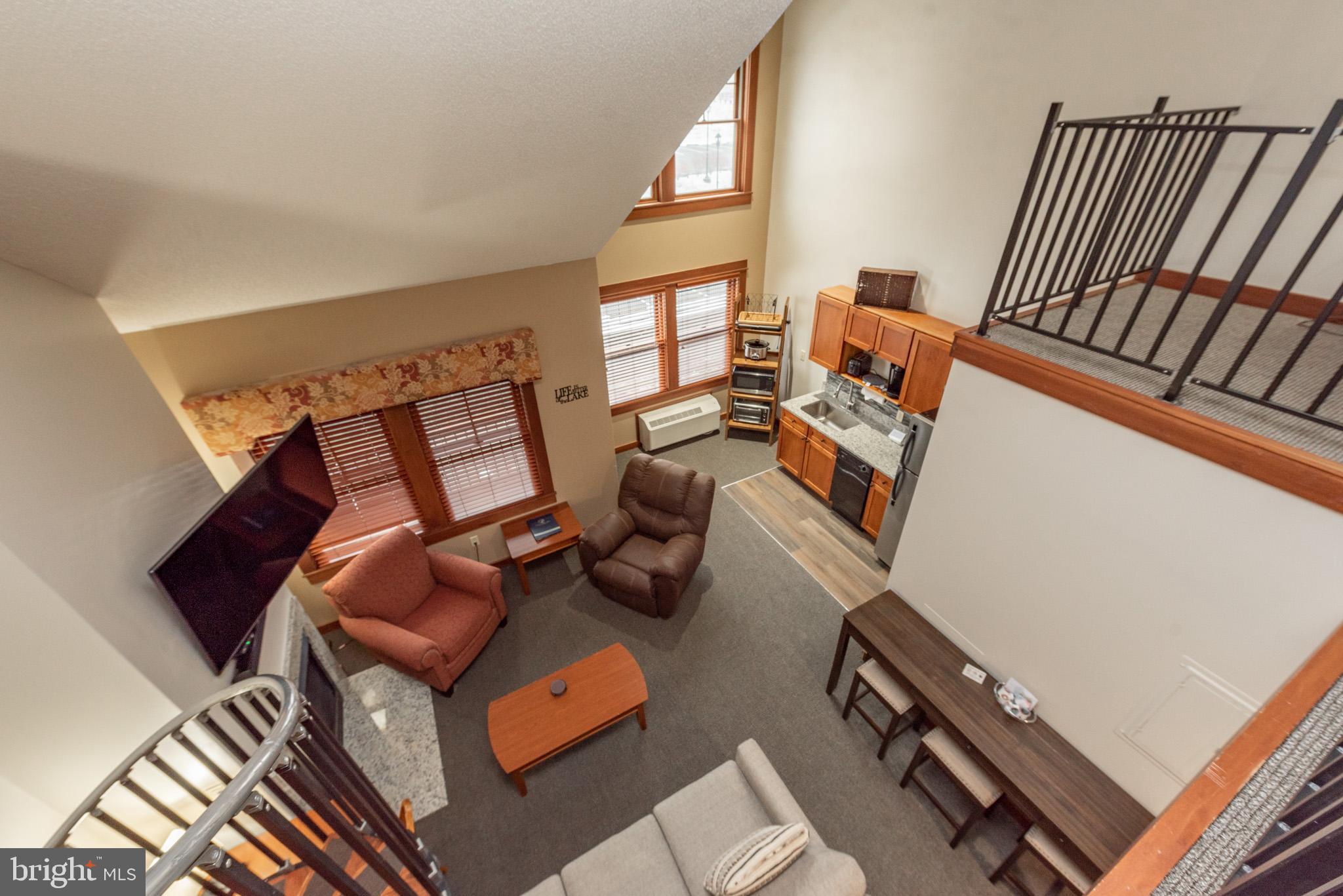 SILVER TREE SUITES - Residential