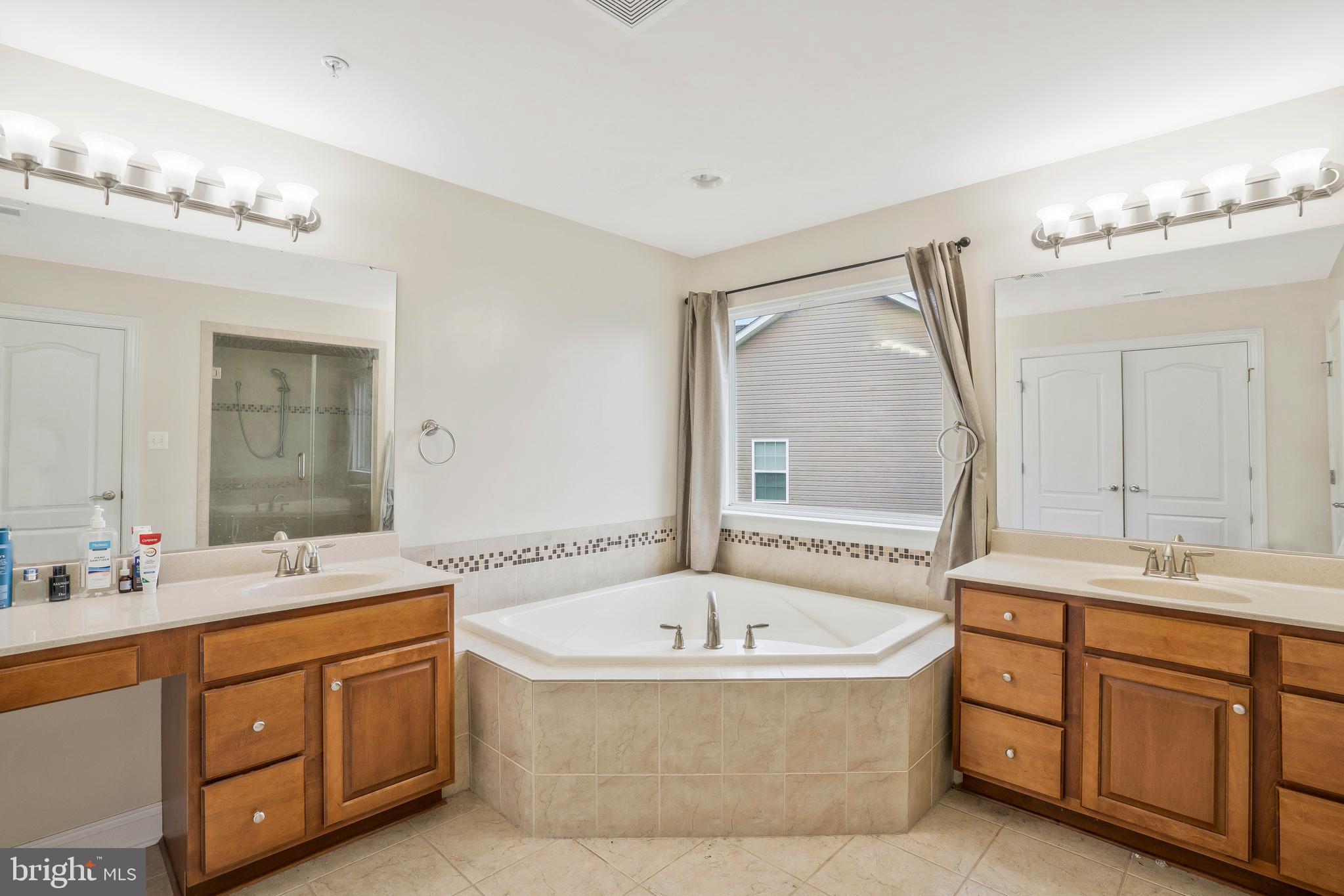 PEMBROOKE PHASE 2 - Residential