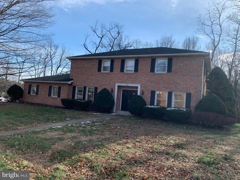 300 ACRE DRIVE CARLISLE PA 17013