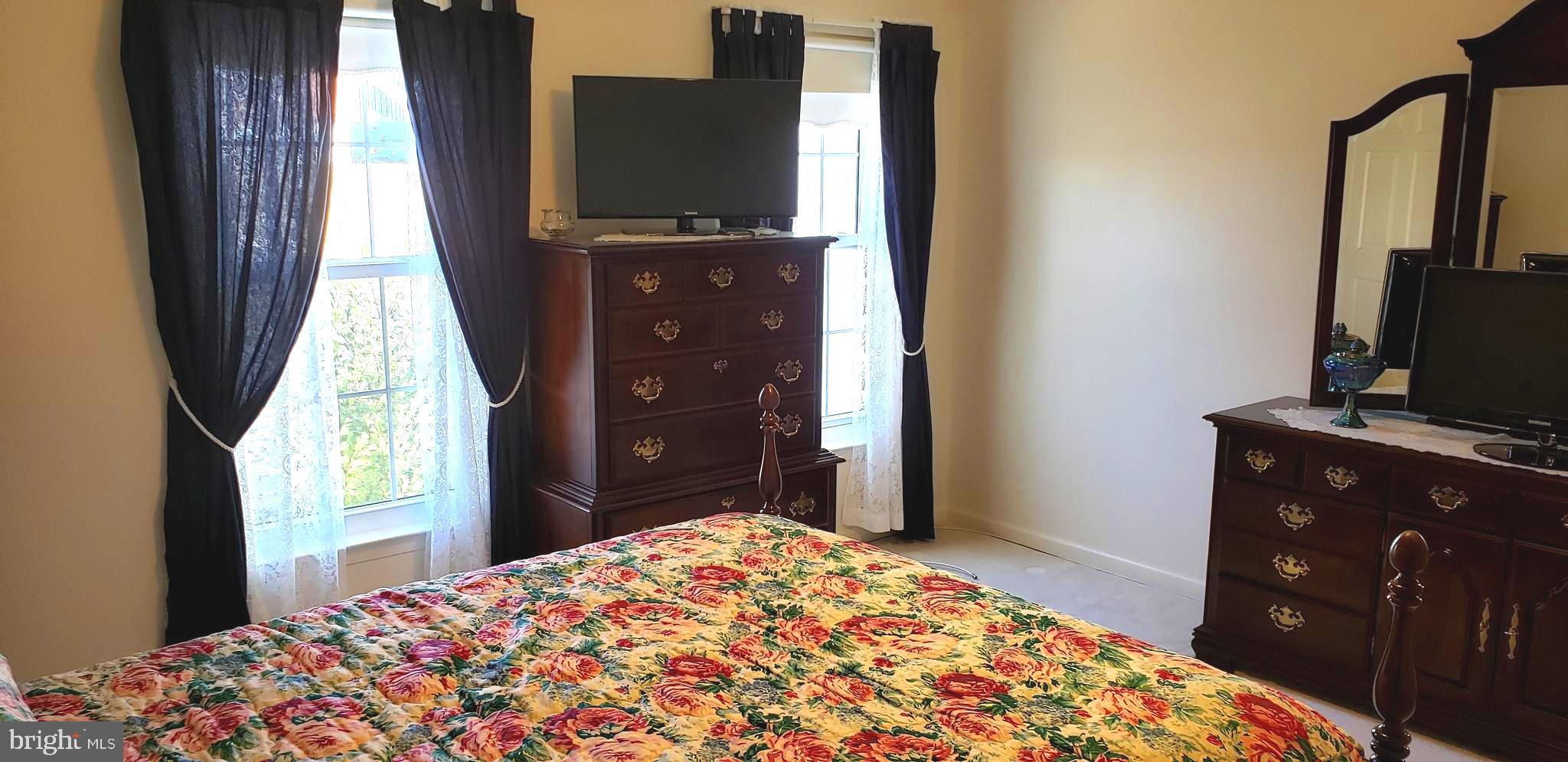 BRIGHT OAKS - Residential